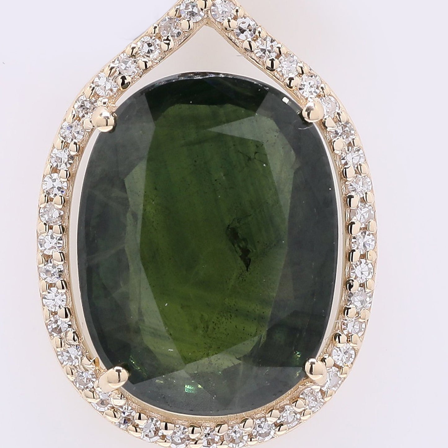 5.54 Ct Oval Mixed Cut Natural Green Sapphire 14K Gold Pendant