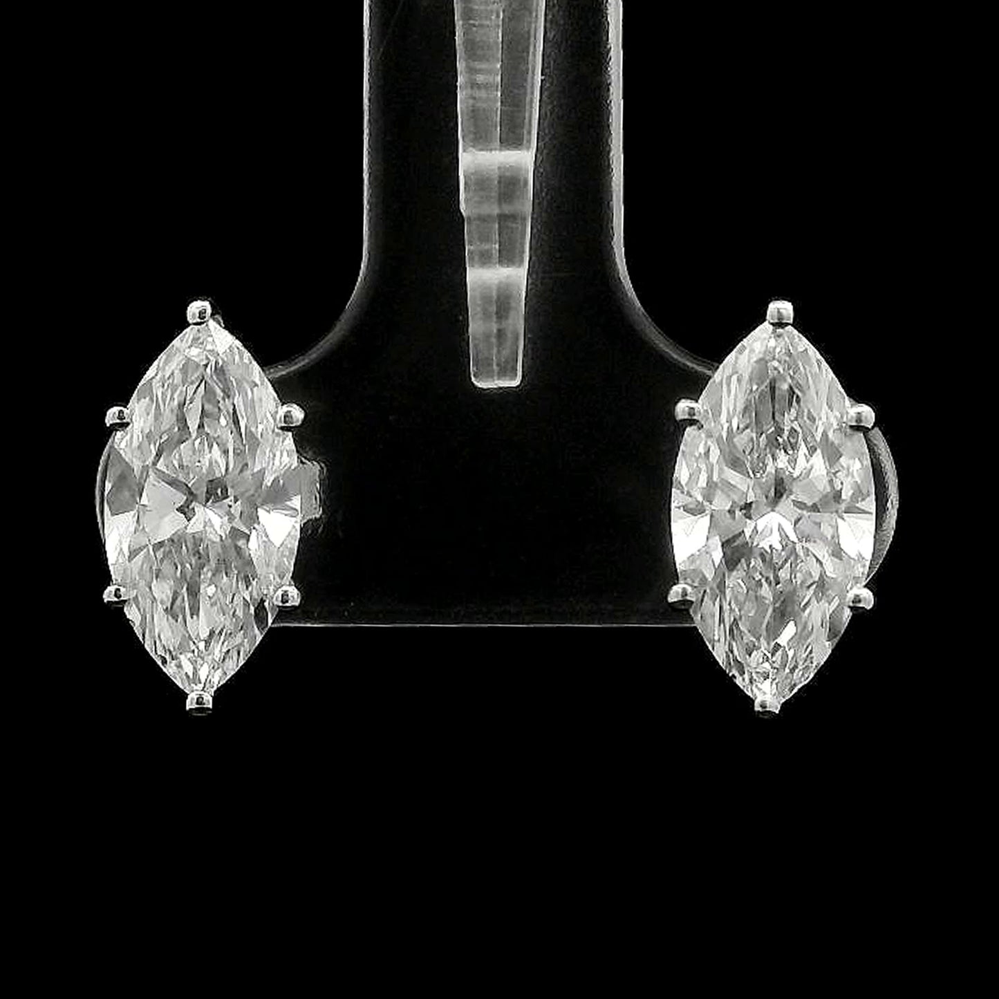 3.04 Carats Lab Grown Diamond 14K Gold Earrings