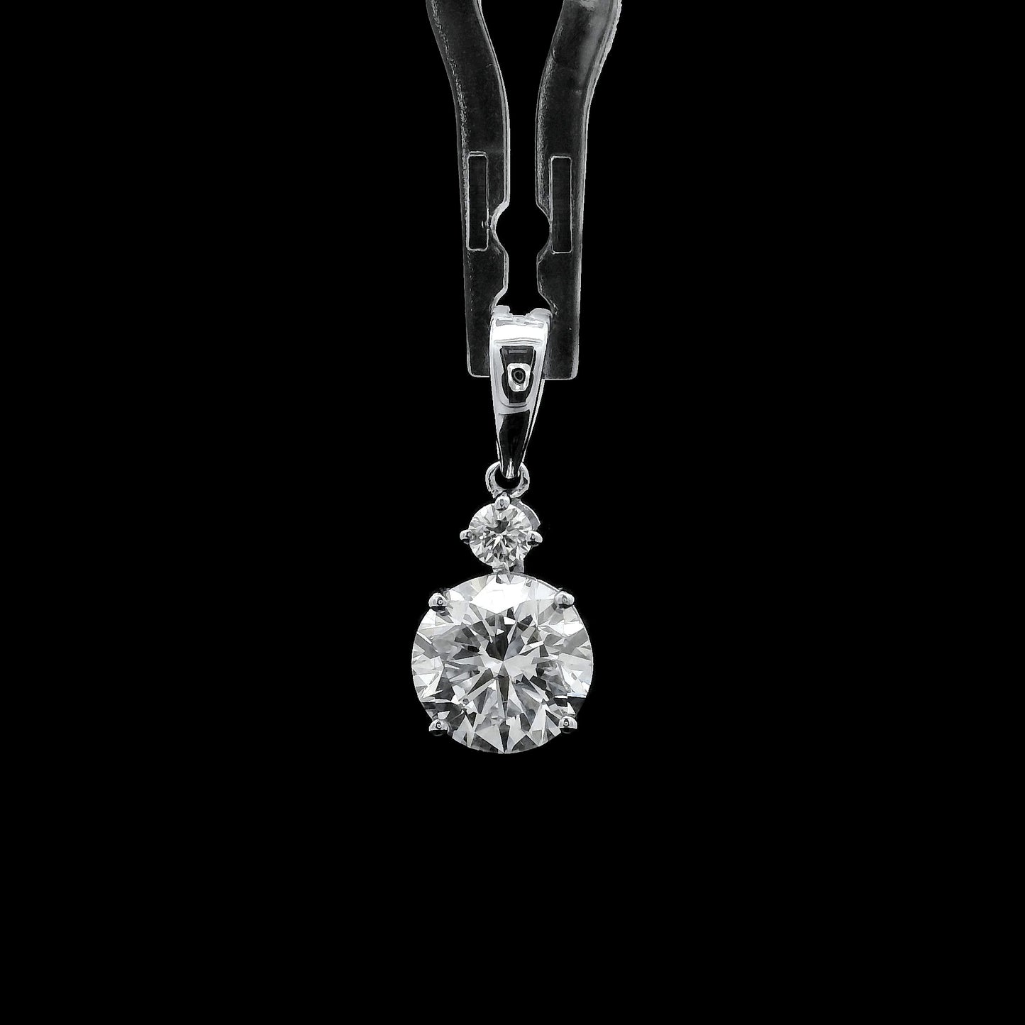 1.58 Ct Round Lab Grown Diamond 14K Gold Pendant