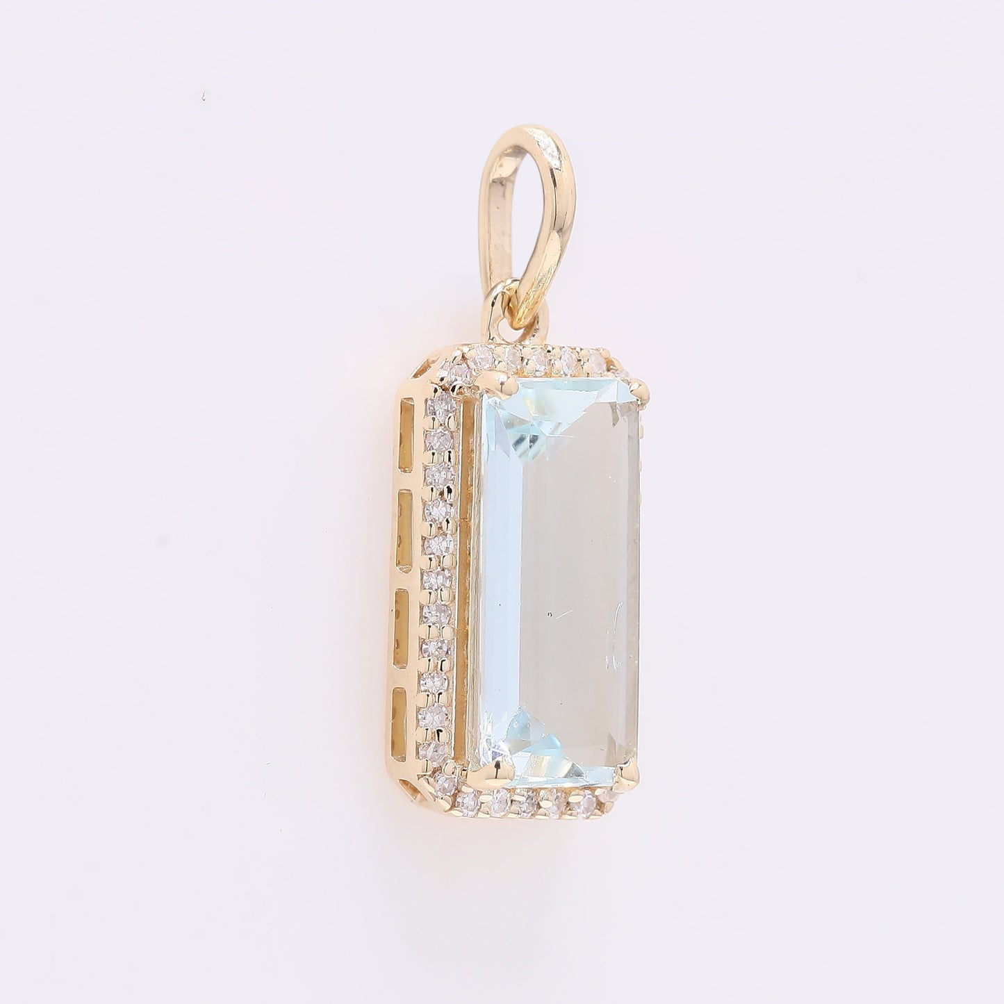 1.86 Ct Octagon Step Cut Natural Aquamarine 14K Gold Pendant