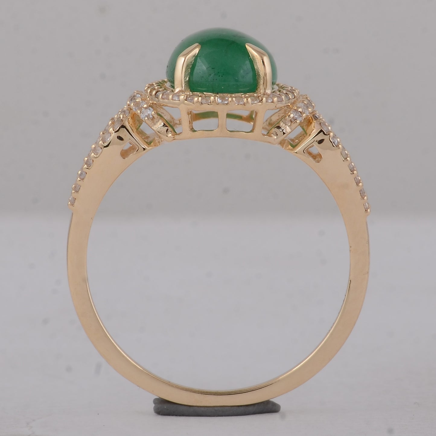 2.83 Ct Oval Emerald 9K Gold Ring