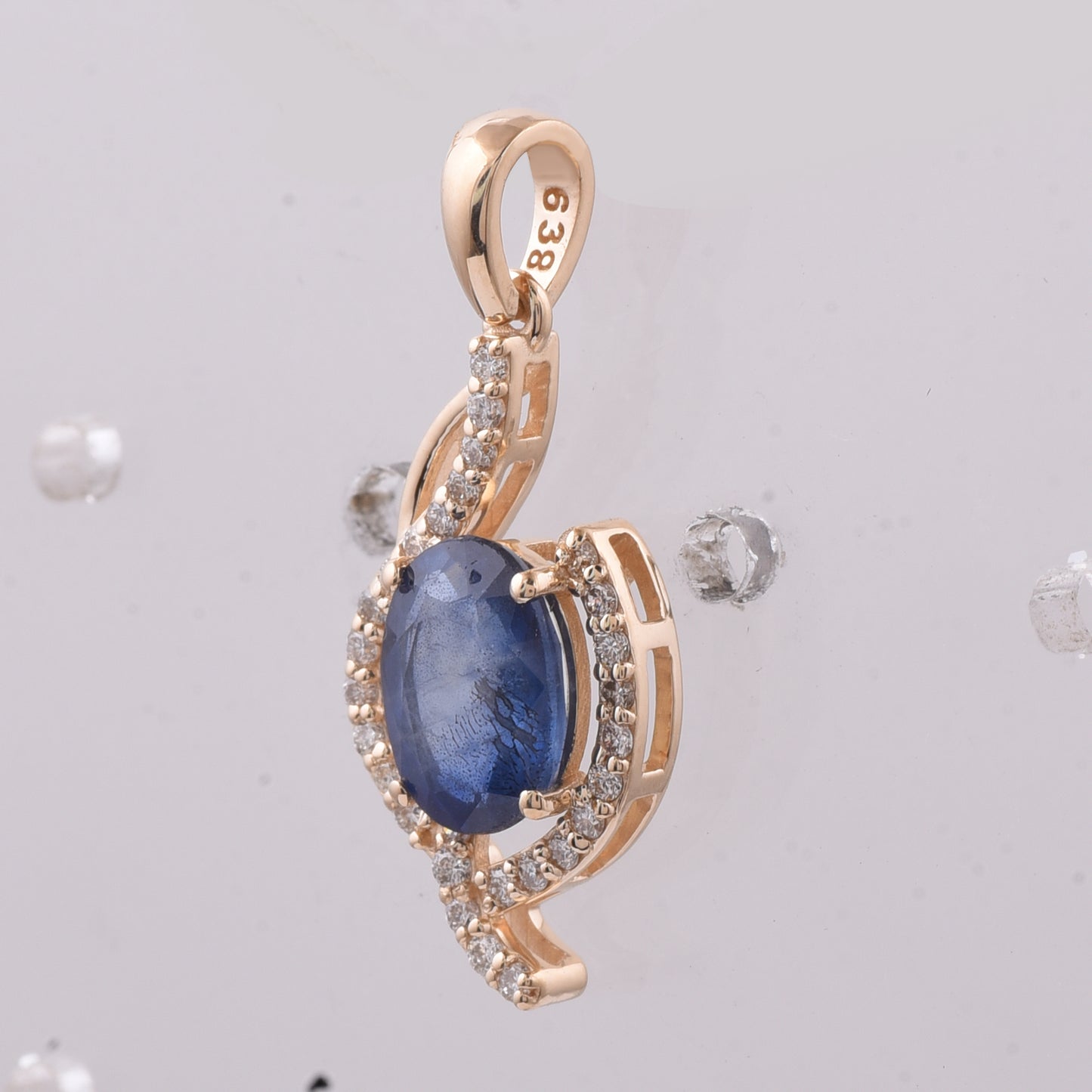 1.71 Ct Oval Natural Sapphire 14K Gold Pendant