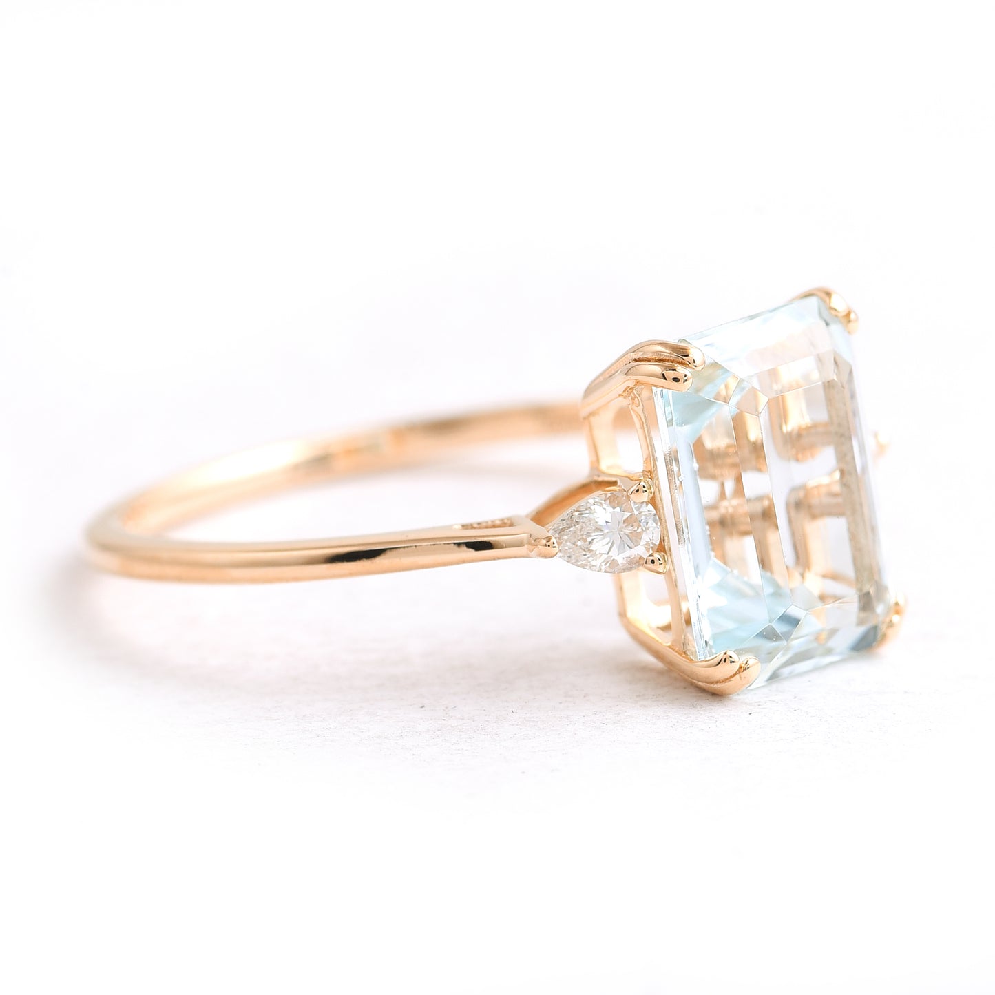 2.27 Ct Octagon Aquamarine 14K Gold Ring