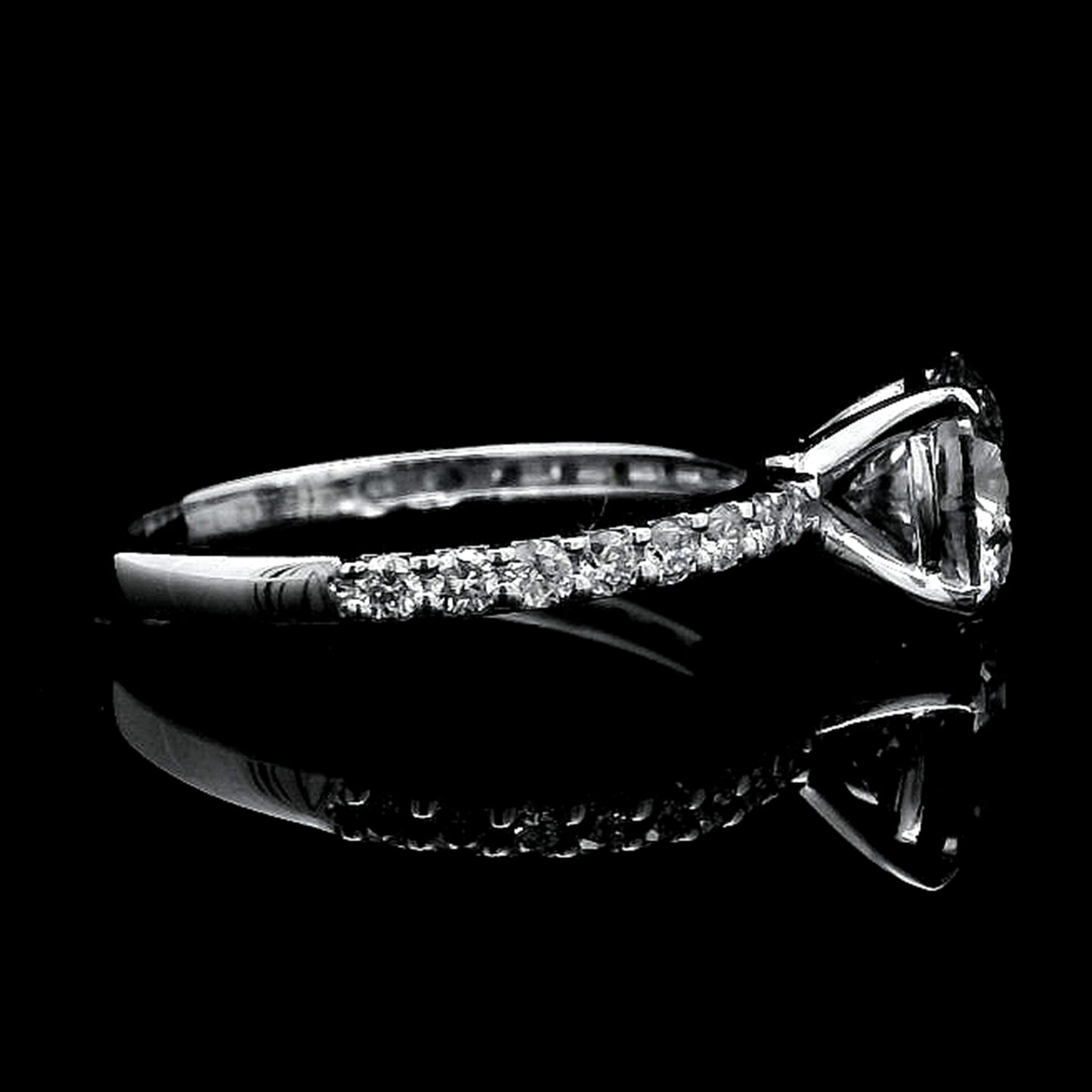 1.93 Carats Lab Grown Diamond 14K Gold Ring