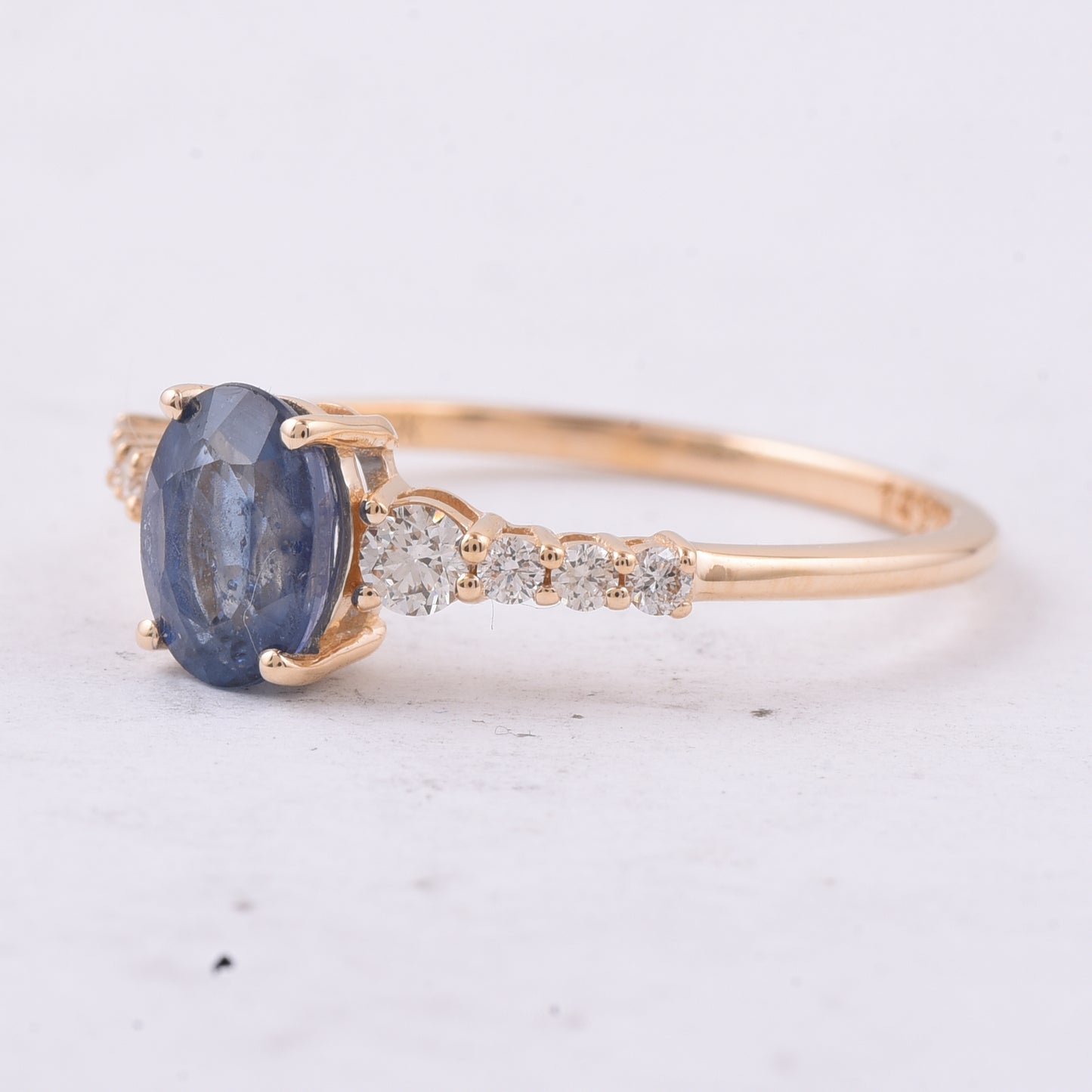 1.41 Ct Oval Natural Sapphire 14K Gold Ring