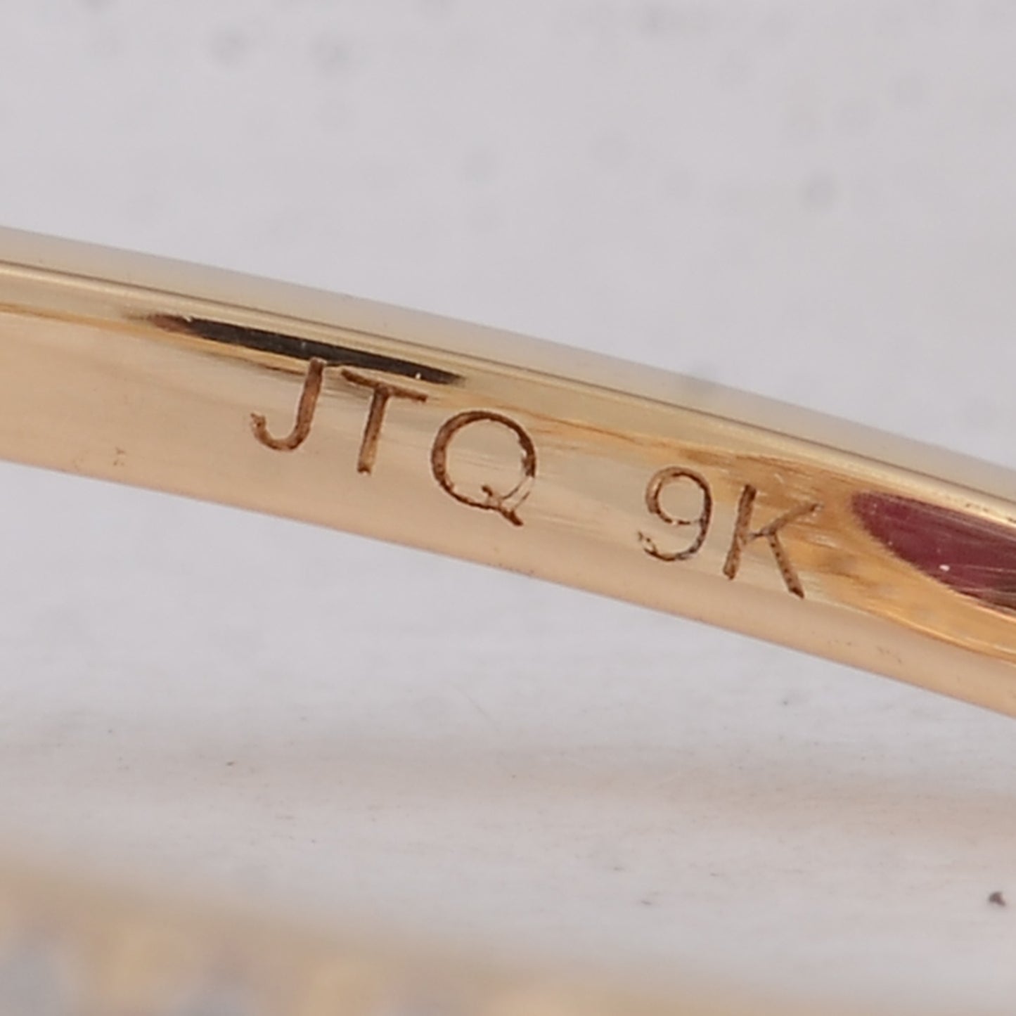 2.96 Ct Round Ruby 9K Gold Ring