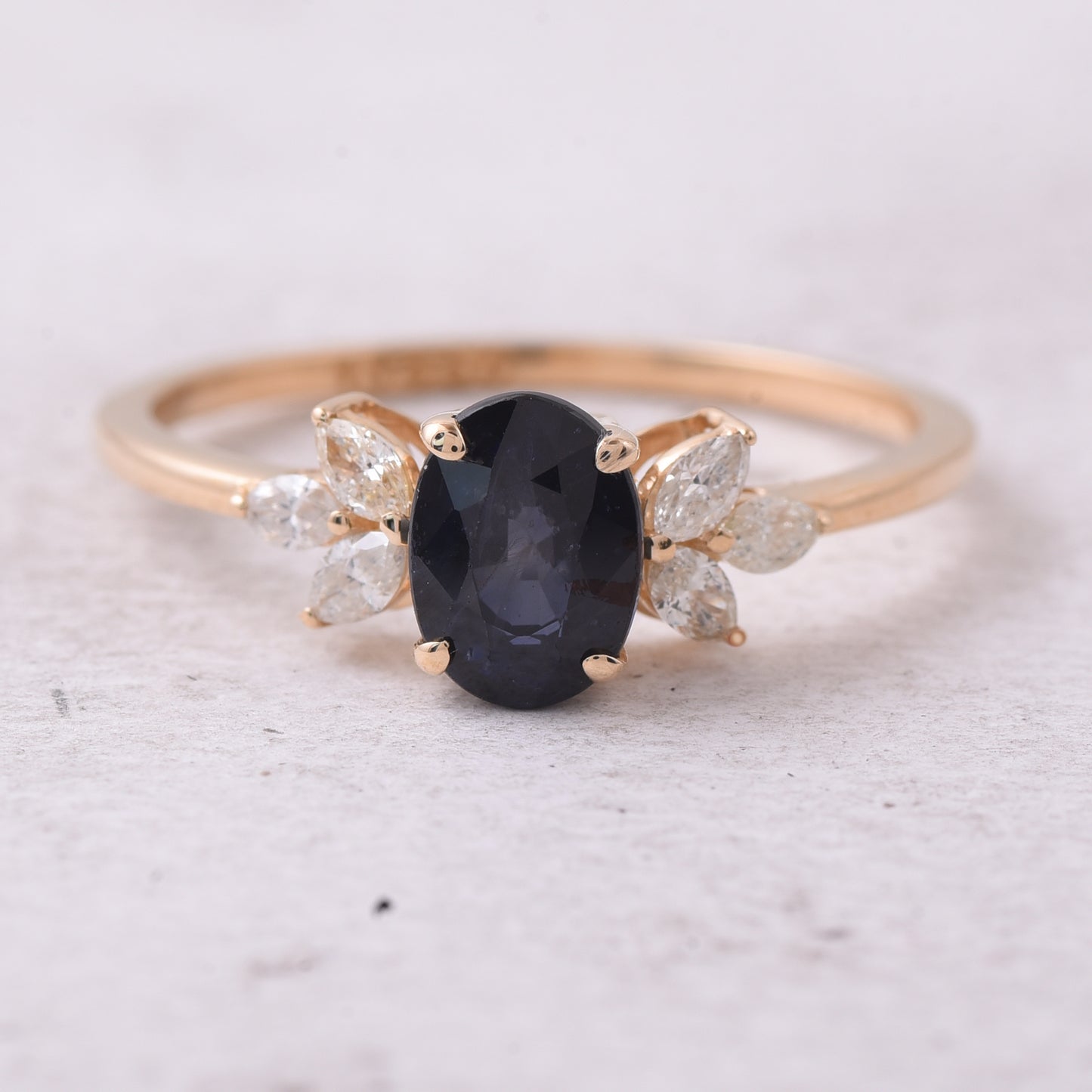 1.44 Ct Oval Natural Sapphire 14K Gold Ring