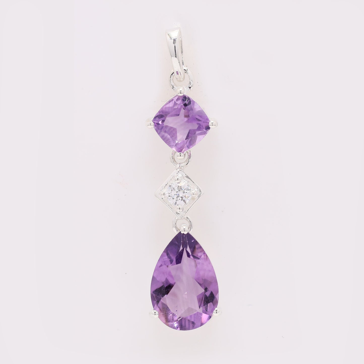 3.65 Ct Pear Amethyst 925 Silver Pendant