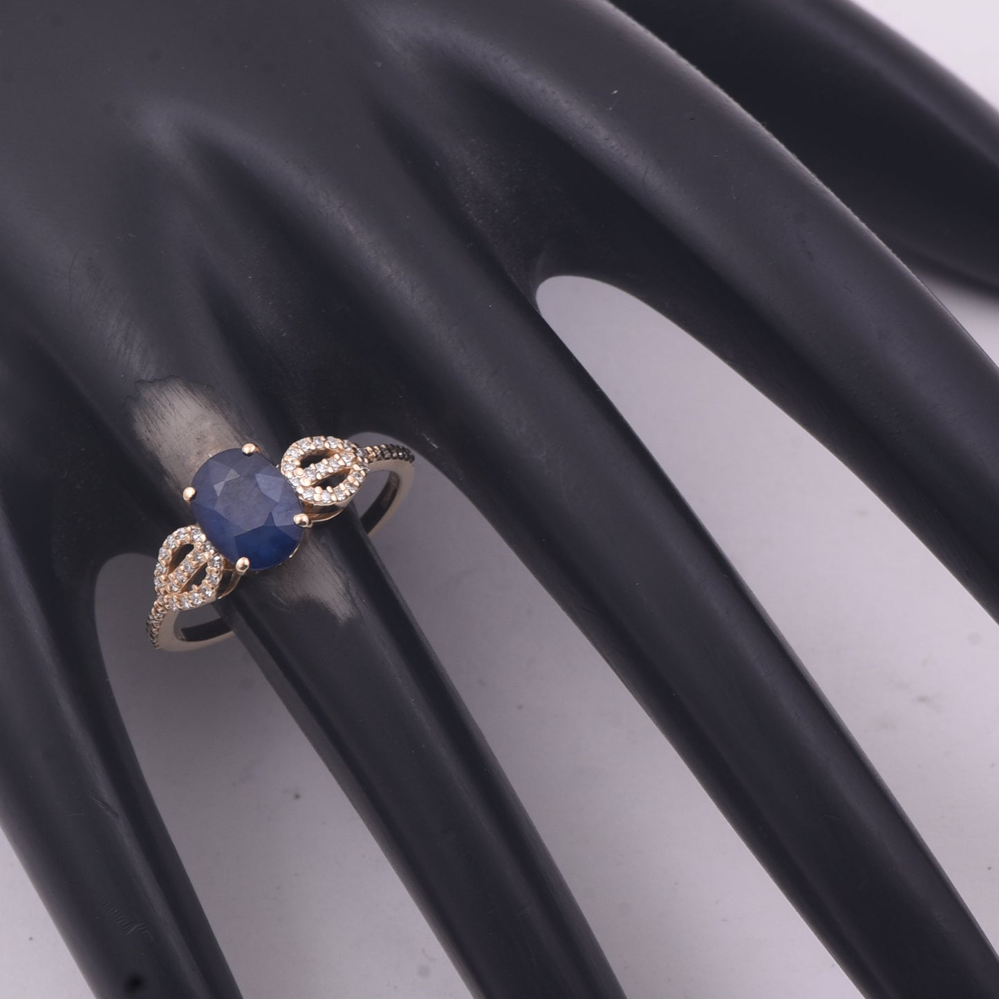 1.97 Ct Oval Mixed Cut Natural Sapphire 14K Gold Ring