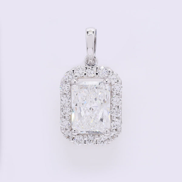 2.27 Carats Lab Grown Diamond 14K Gold Pendant