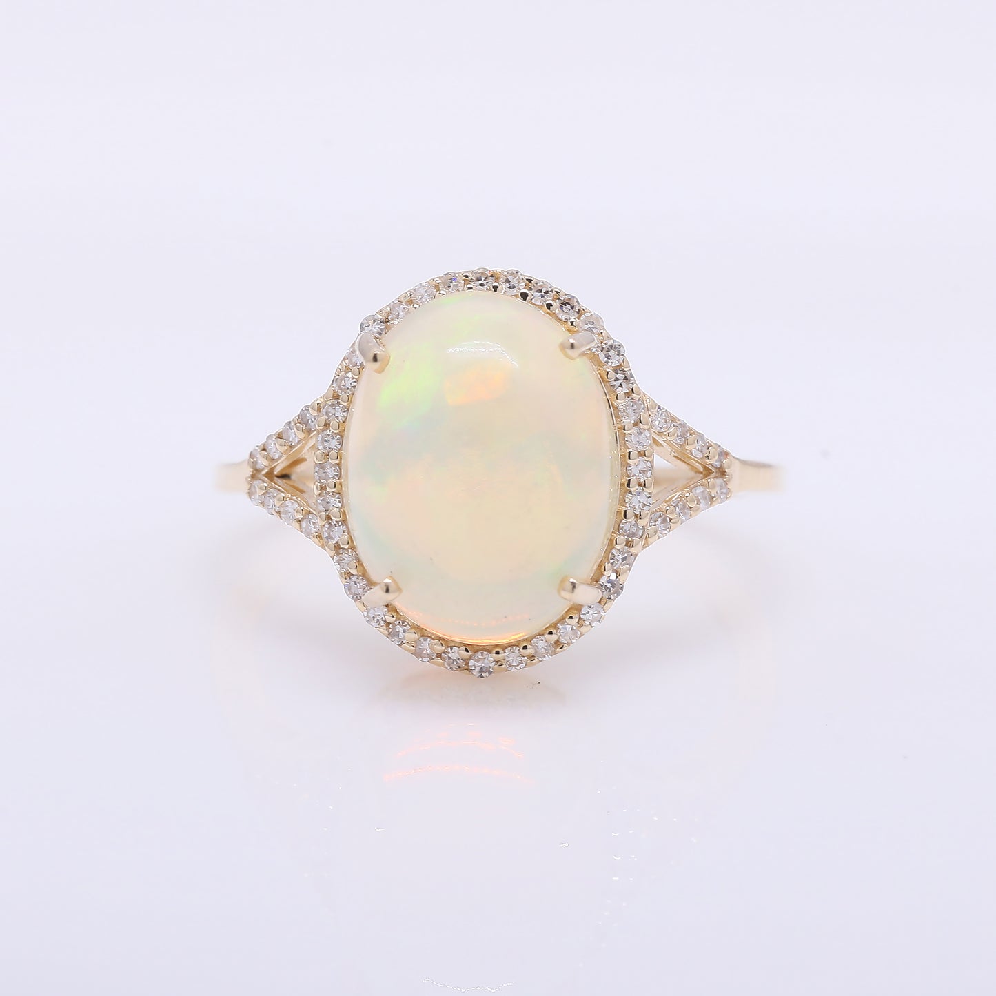 4.19 Ct Oval Cabochon Cut Natural Opal 14K Gold Ring