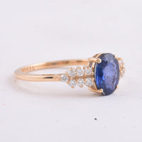 1.05 Ct Oval Sapphire 14K Gold Ring