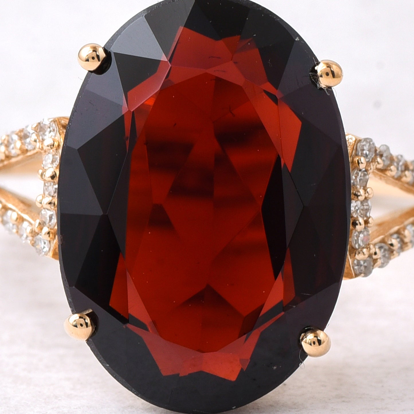 6.45 Ct Oval Mixed Cut Natural Garnet 14K Gold Ring