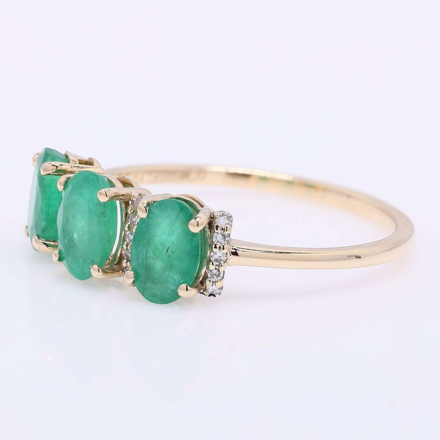 1.42 Ct Oval Mixed Cut Natural Emerald 14K Gold Ring