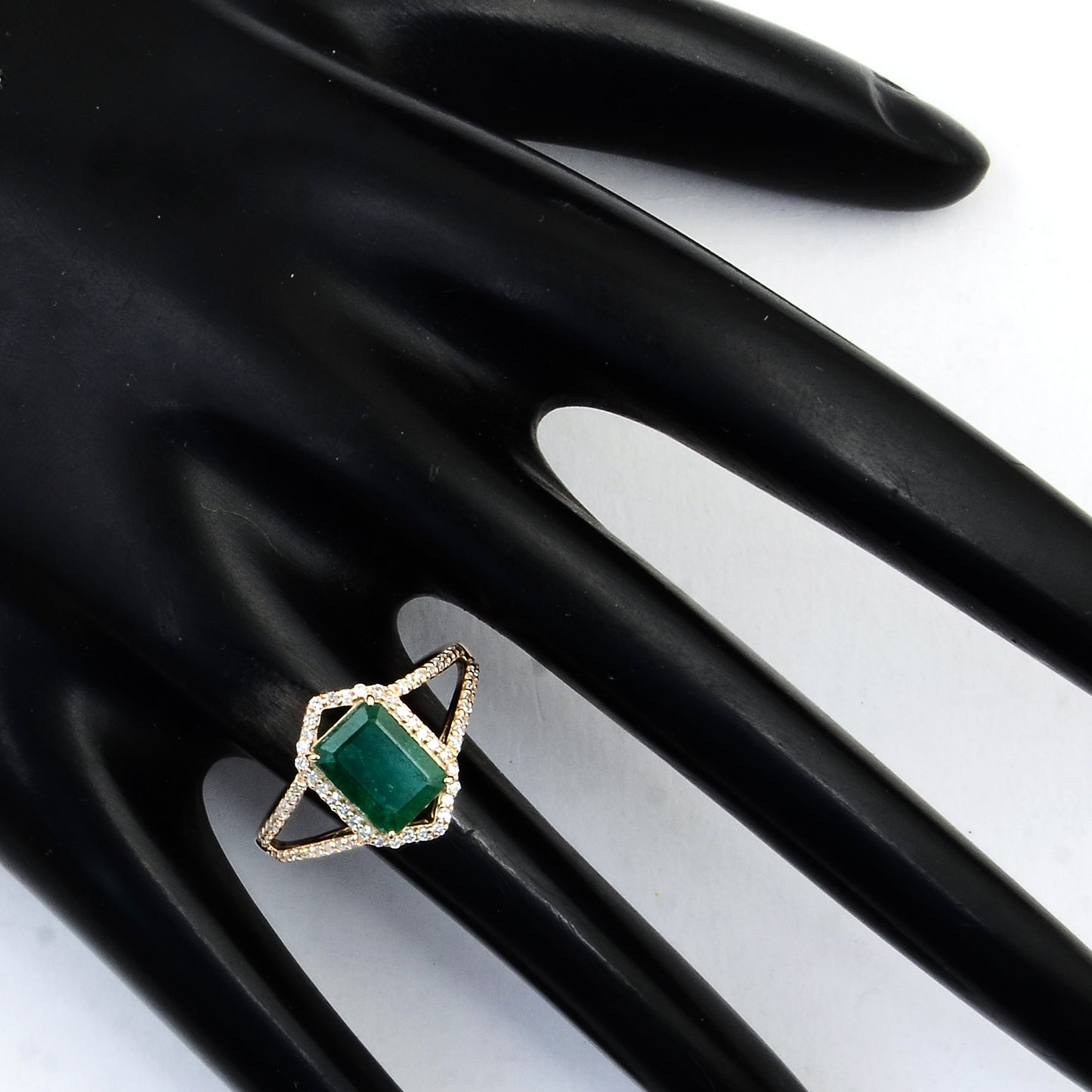 1.92 Ct Emerald Cut Natural Beryl Emerald 14K Gold Ring