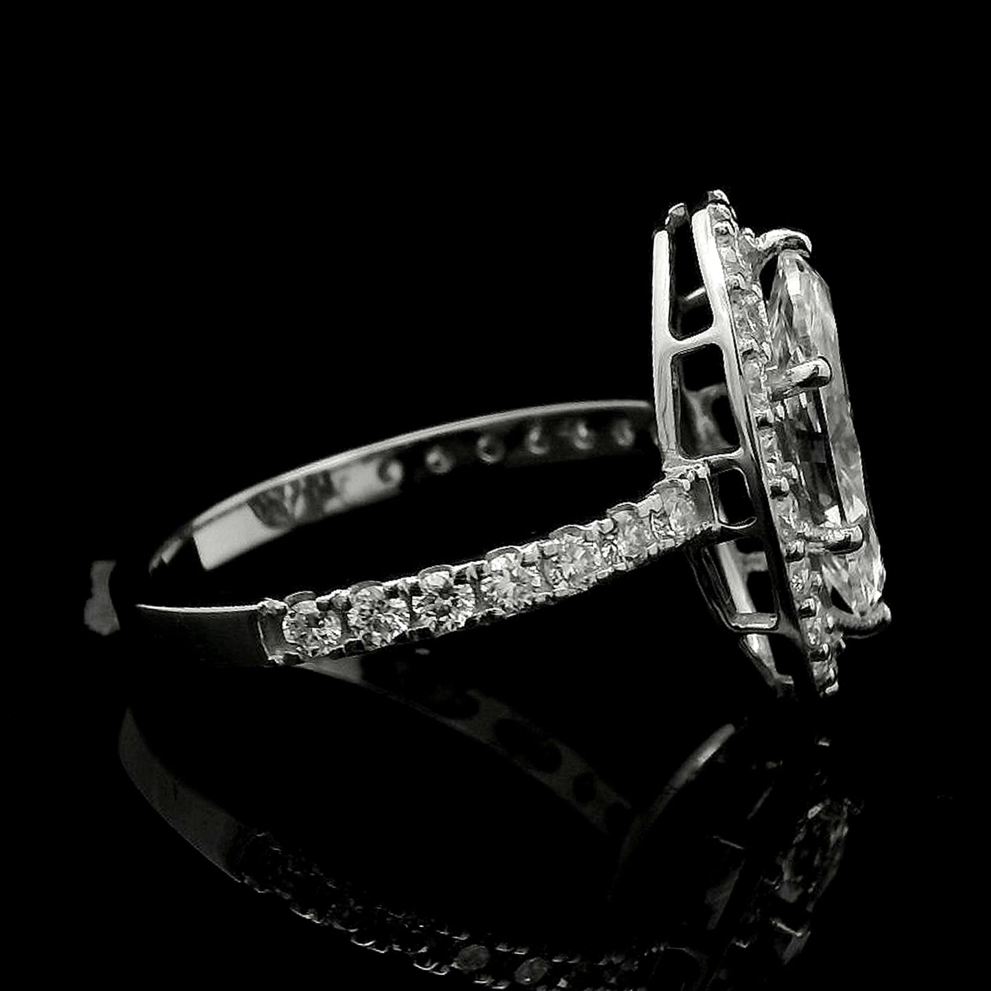 2.24 Carats Lab Grown Diamond 14K Gold Ring