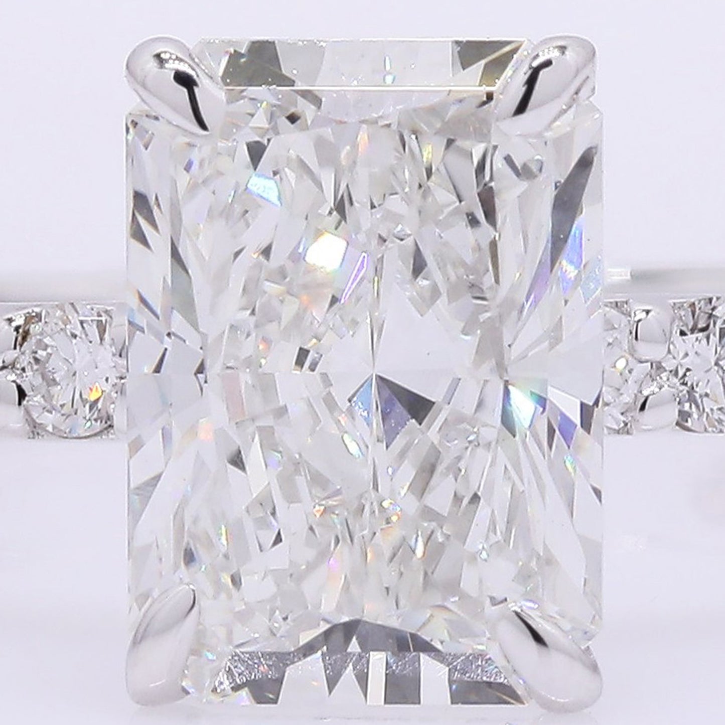2.30 Carats Lab Grown Diamond 14K Gold Ring