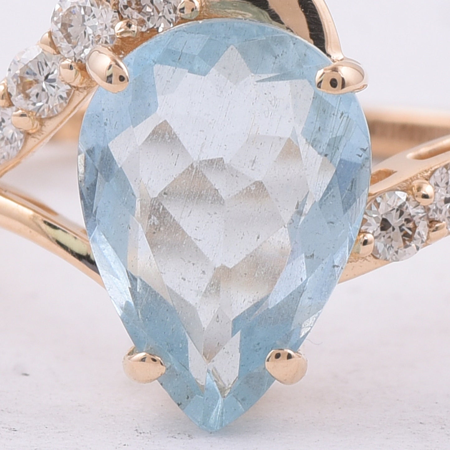 1.82 Ct Pear Natural Aquamarine 14K Gold Ring