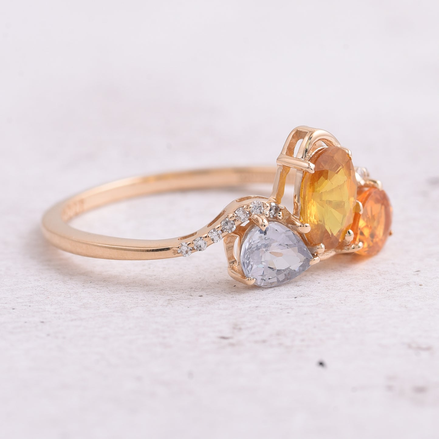 1.60 Ct Pear, Oval Natural Multi-Coloured Sapphire 14K Gold Ring