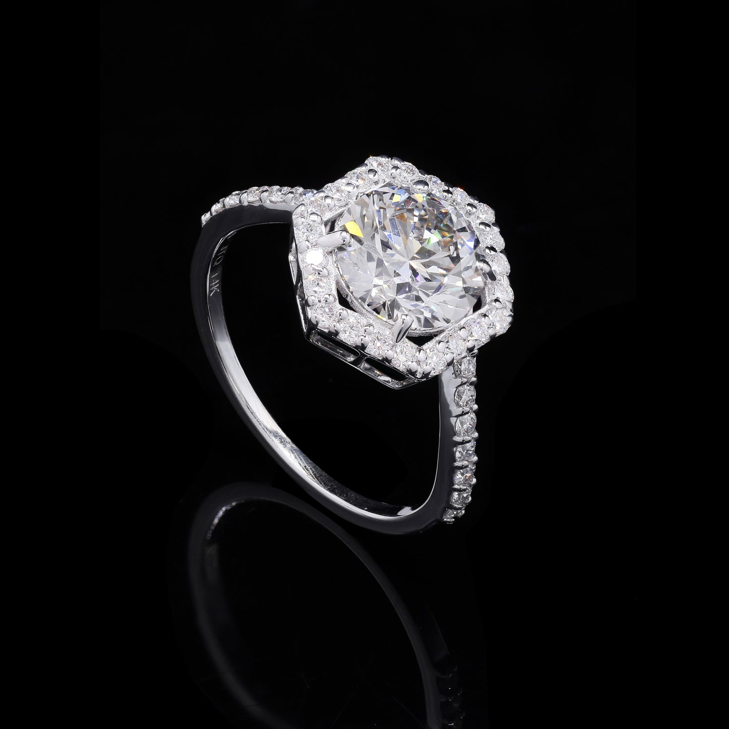2.45 Carats Lab Grown Diamond 14K Gold Ring