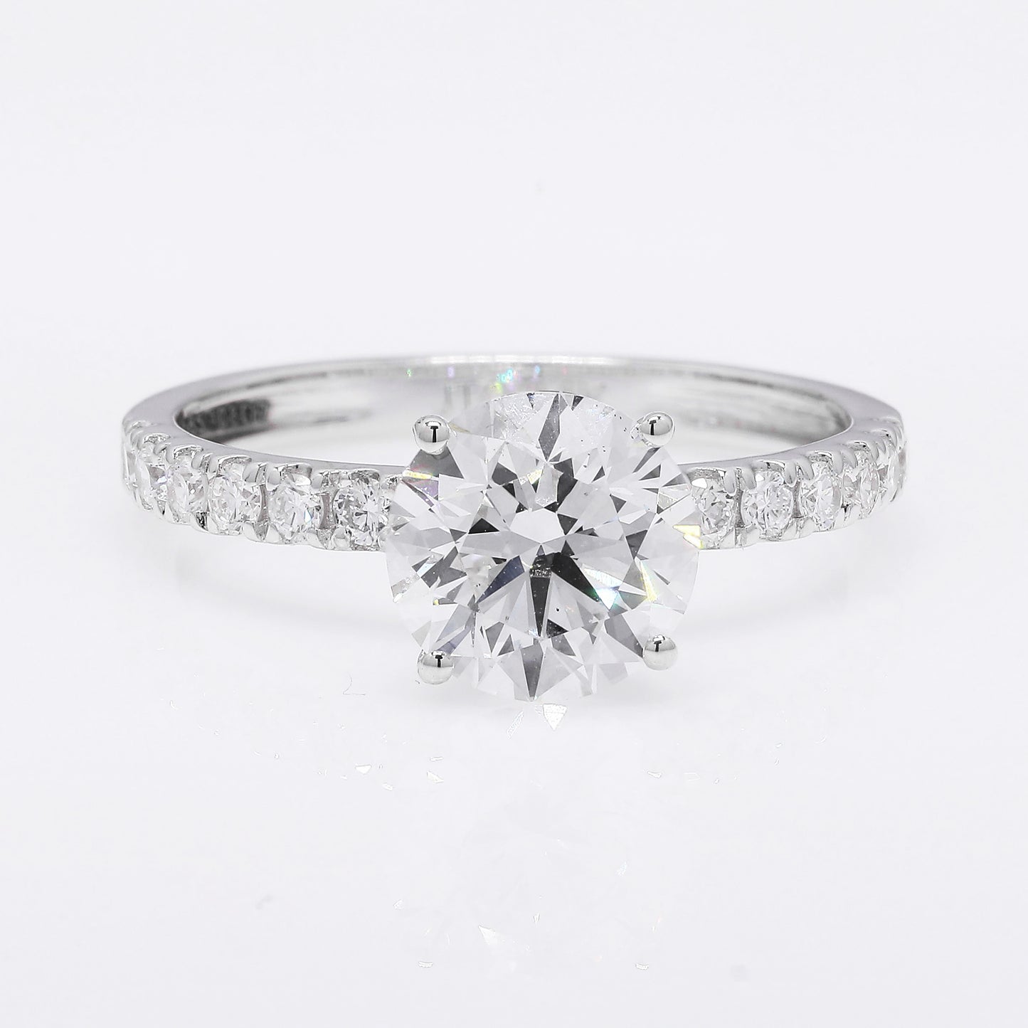 2.24 Ct Round Brilliant Lab Grown Diamond 14K Gold Ring