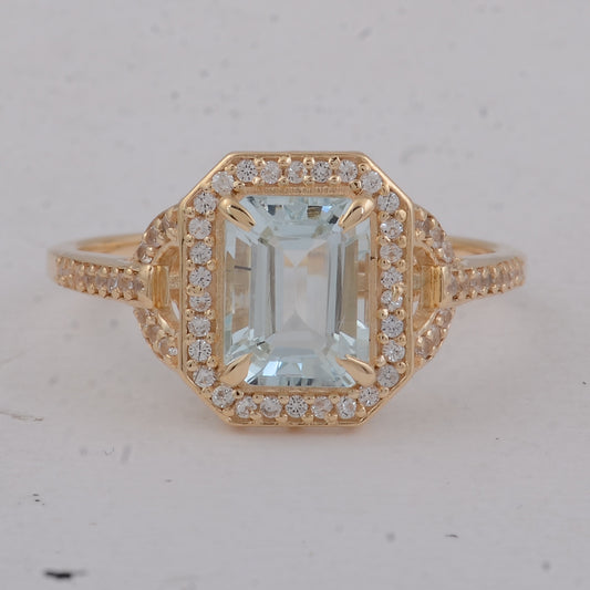 1.65 Ct Octagon Aquamarine 9K Gold Ring