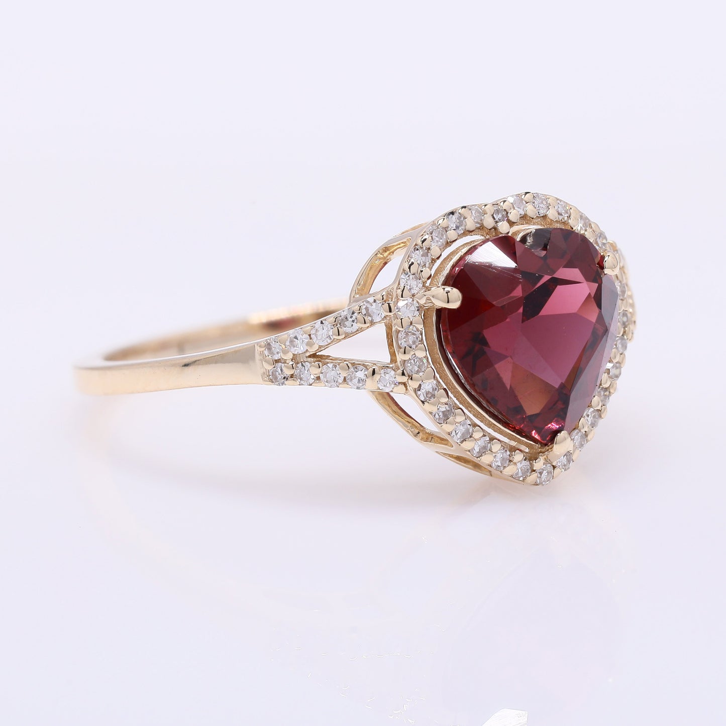 2.38 Ct Heart Mixed Cut Natural Garnet 14K Gold Ring
