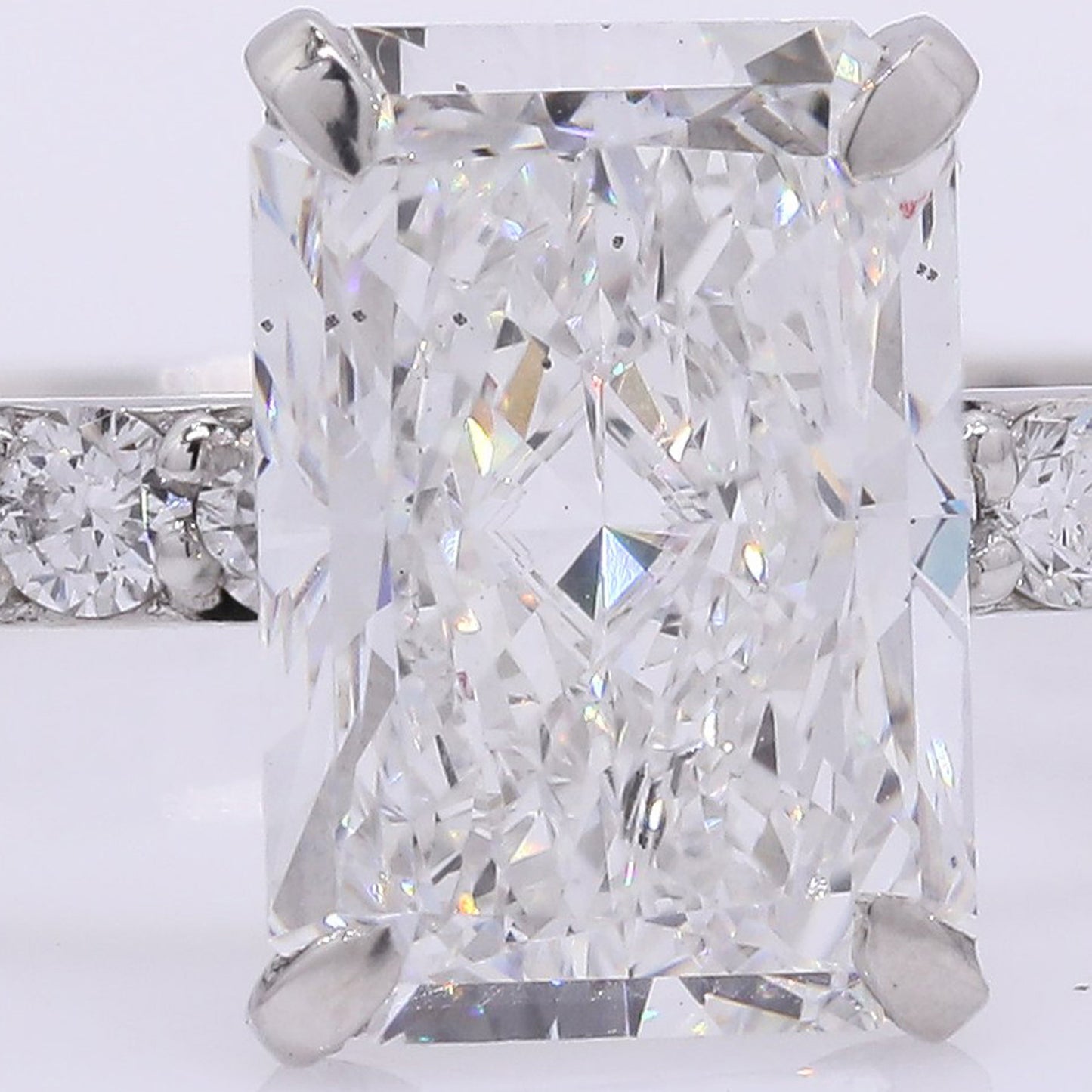 2.39 Carats Lab Grown Diamond 950 Platinum Ring