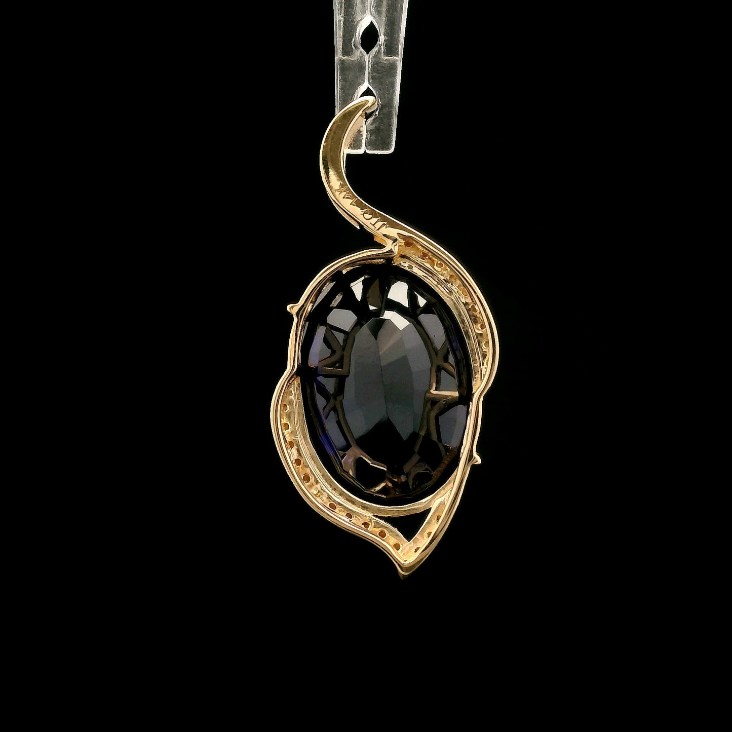 7.46 Ct Oval Mixed Cut Lab Grown Sapphire 14K Gold Pendant