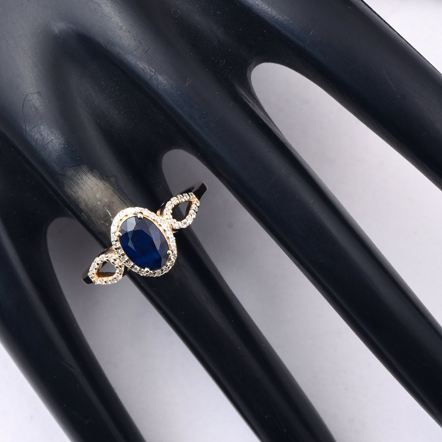 1.54 Ct Oval Mixed Cut Natural Sapphire 14K Gold Ring