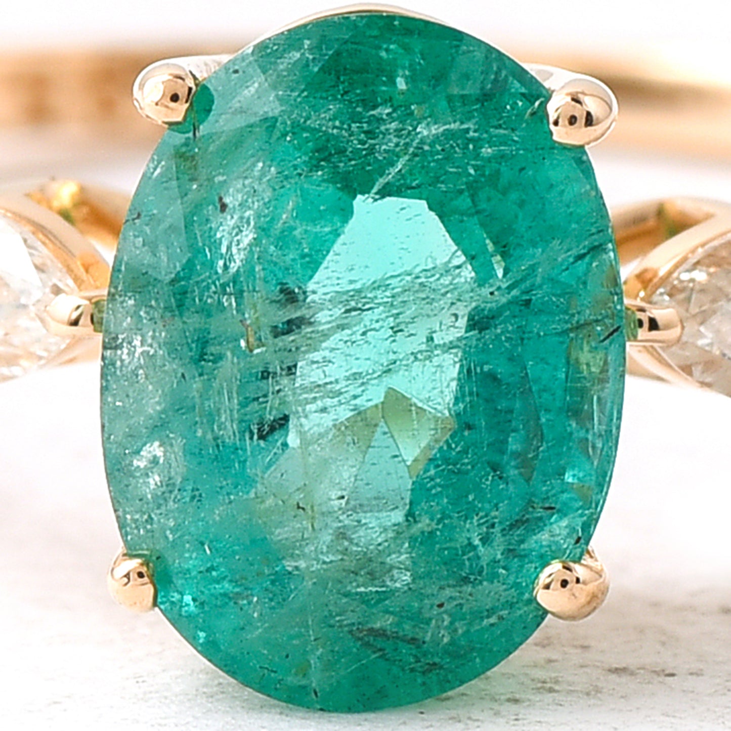 1.55 Ct Oval Emerald 14K Gold Ring