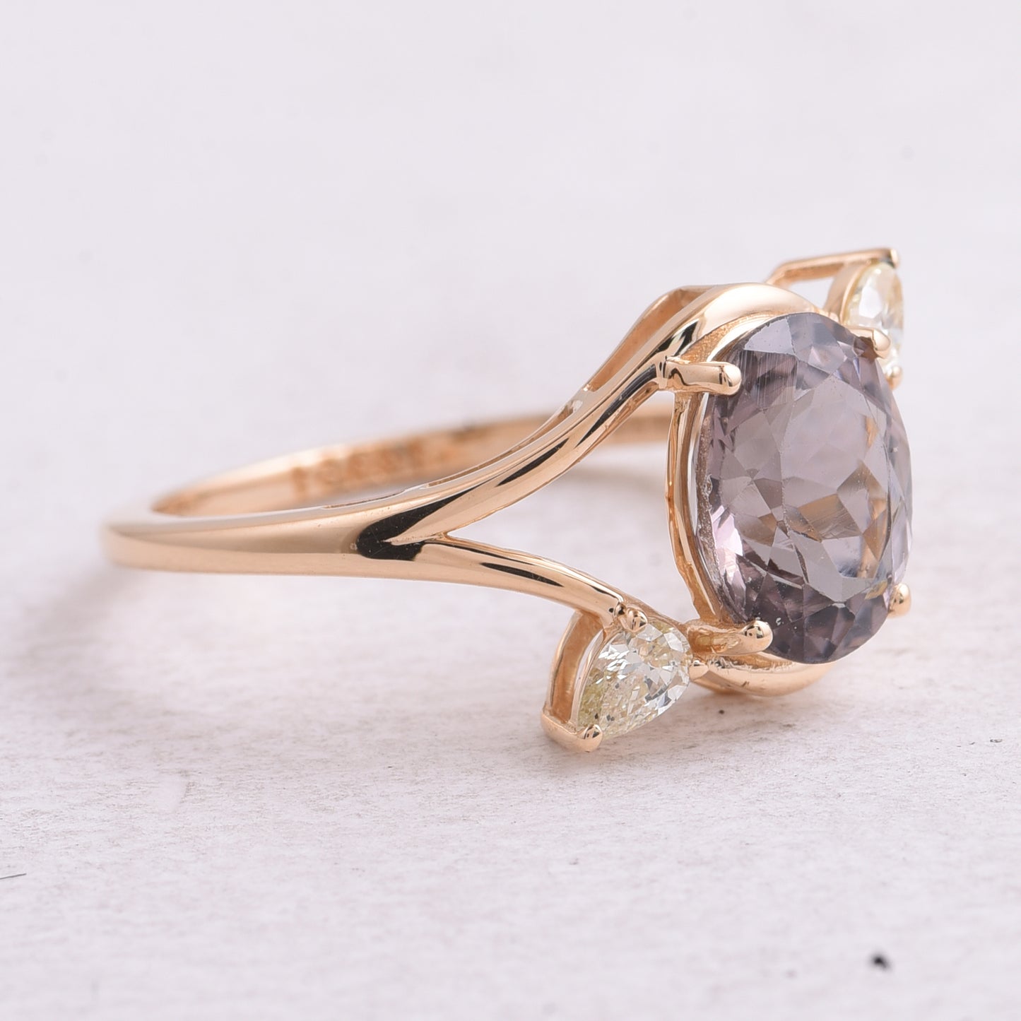 2.01 Ct Oval Mixed Cut Natural Tourmaline 14K Gold Ring