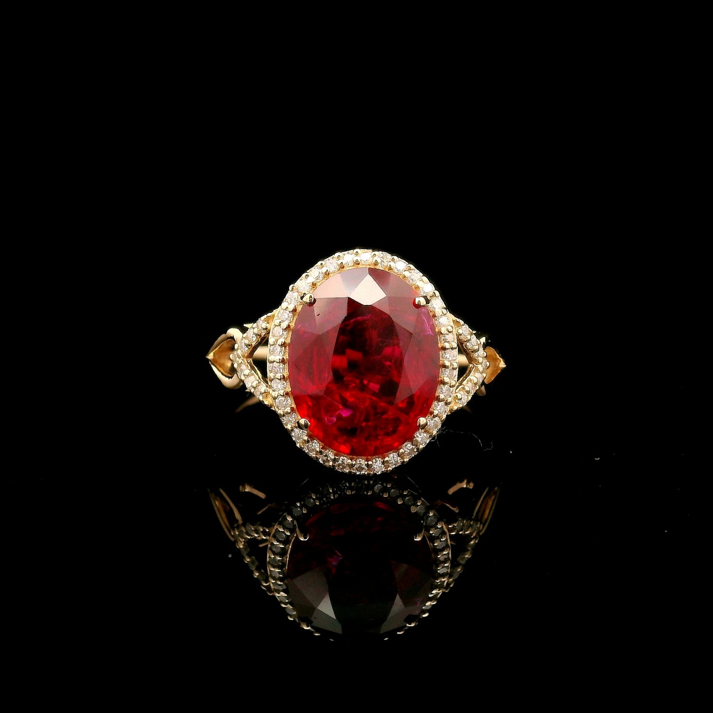 4.12 Ct Oval Mixed Cut Lab Grown Ruby 14K Gold Ring
