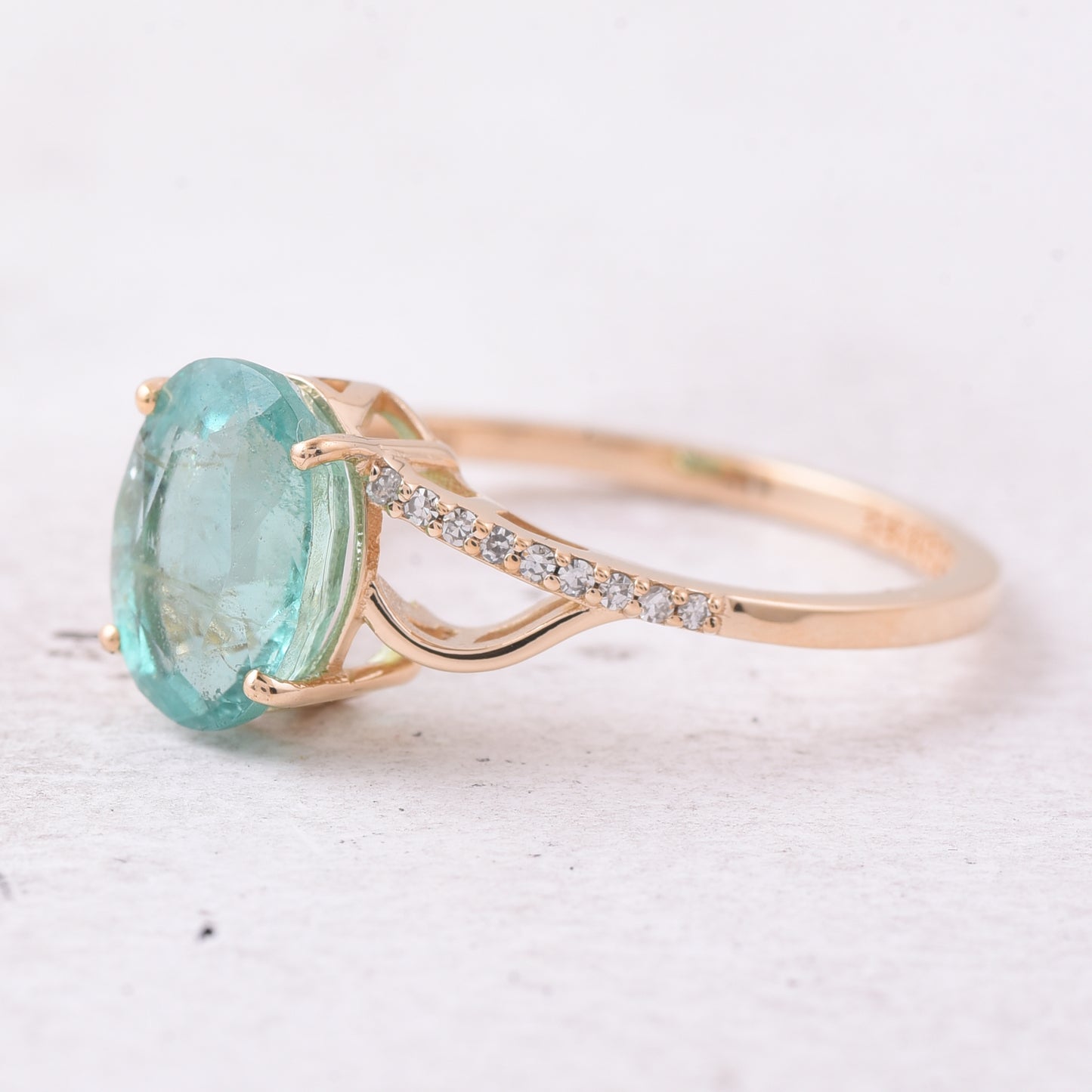 1.89 Ct Oval Mixed Cut Natural Emerald 14K Gold Ring