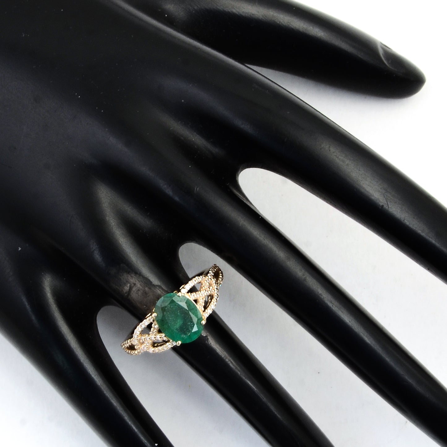 1.97 Ct Oval Mixed Cut Natural Beryl Emerald 14K Gold Ring