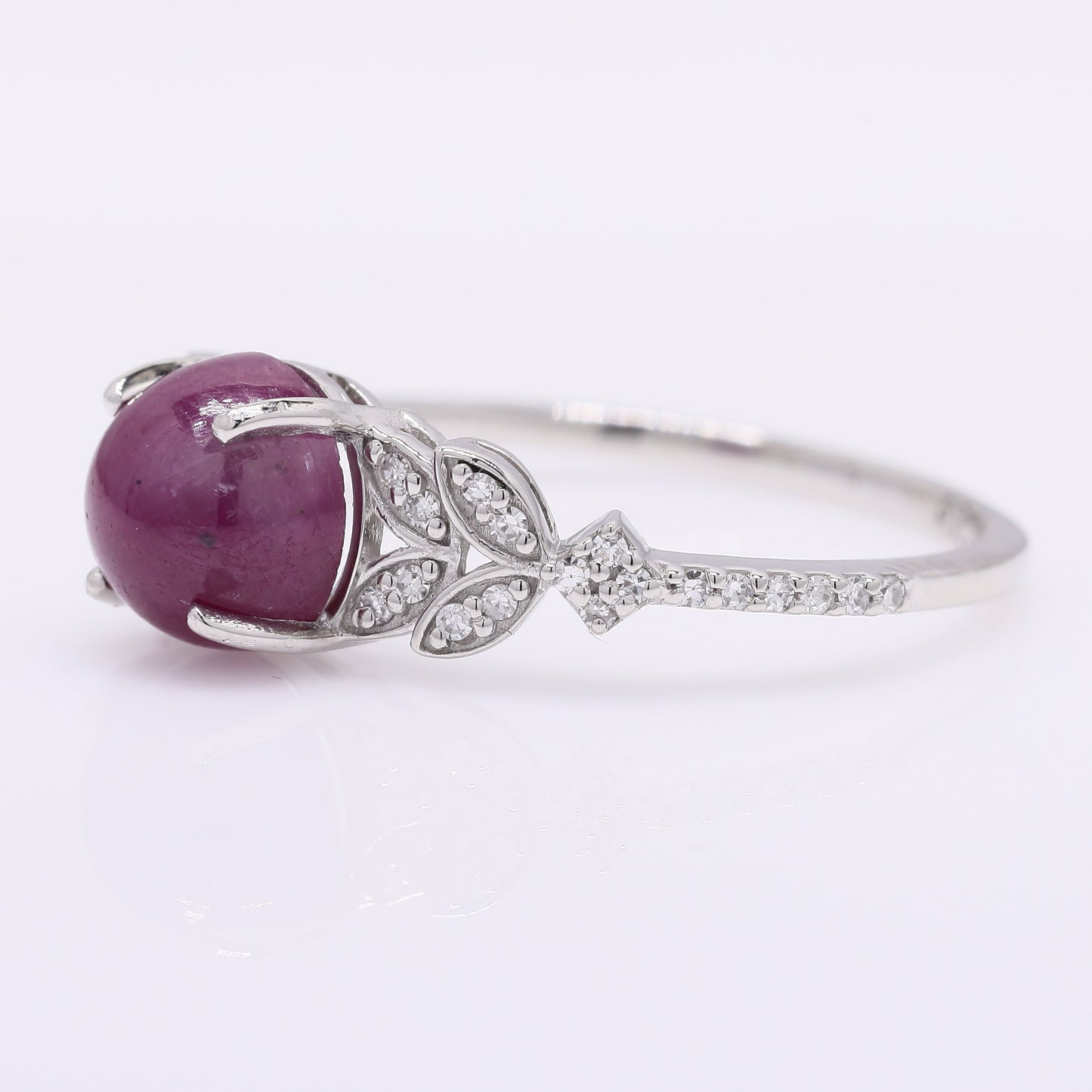 2.51 Ct Round Cabochon Cut Natural Ruby 950 Platinum Ring