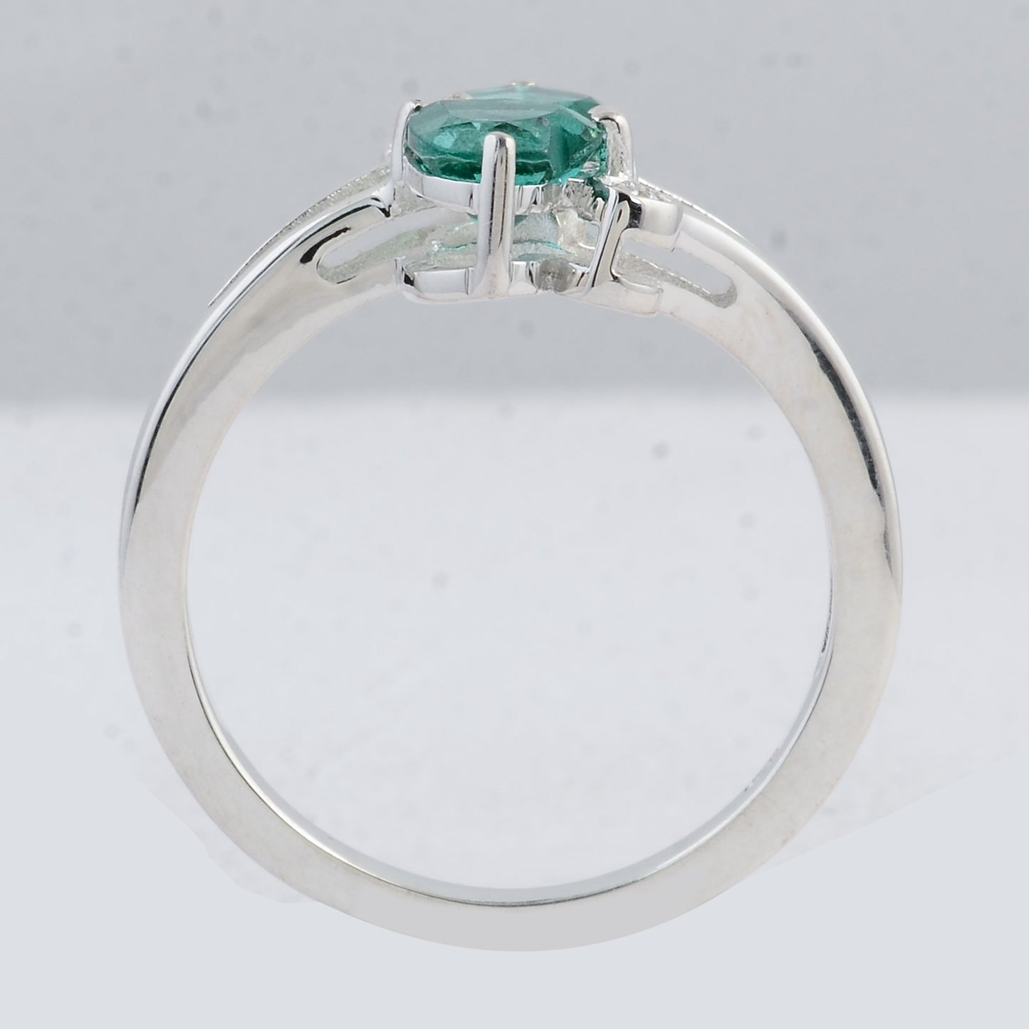 1.67 Ct Heart Green Topaz 925 Sterling Silver Ring