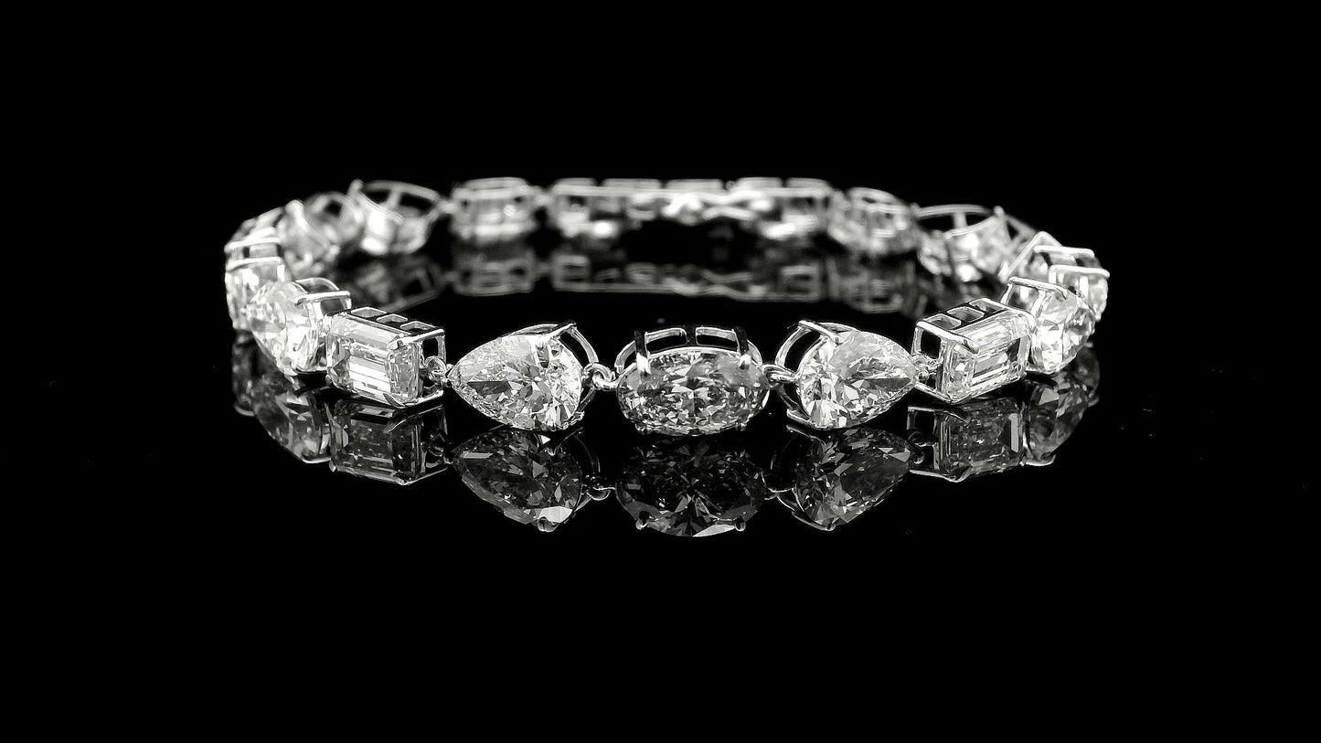19.07 Carats Lab Grown Diamond 14K Gold Bracelet