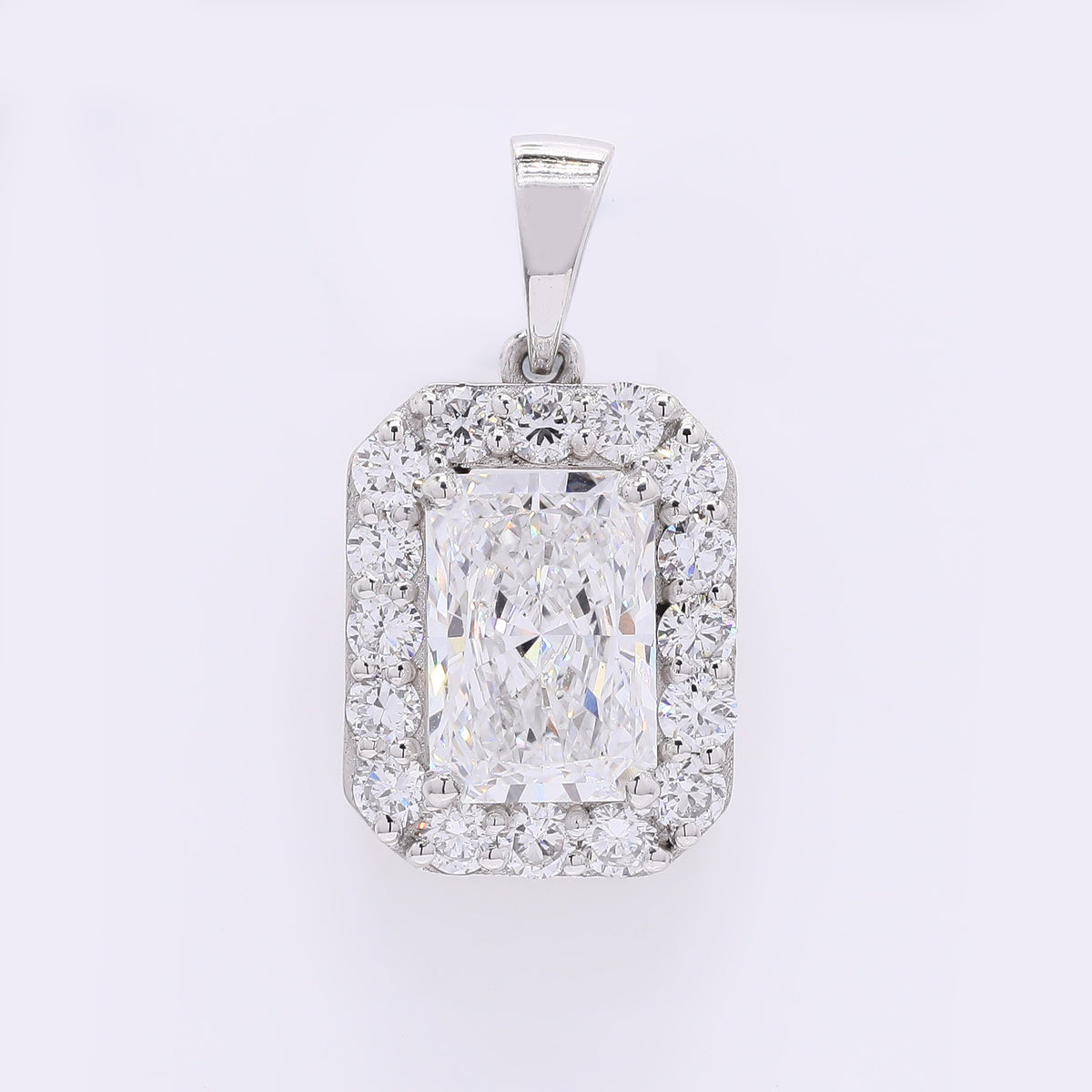 2.58 Carats Lab Grown Diamond 950 Platinum Pendant