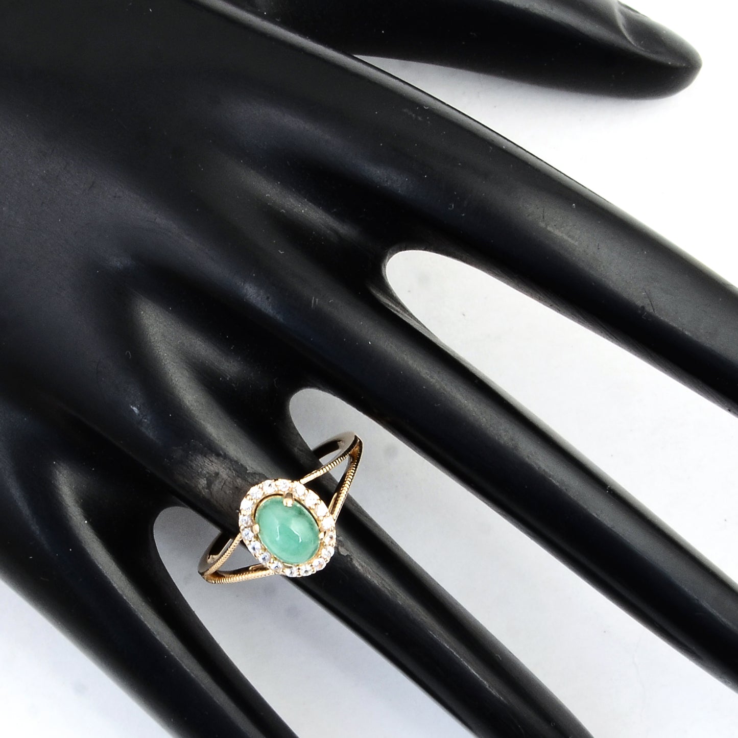 1.02 Ct Oval Emerald 14K Gold Ring
