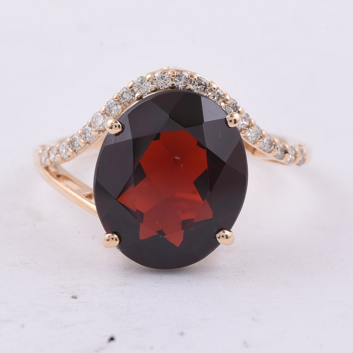 6.72 Ct Oval Natural Garnet 14K Gold Ring