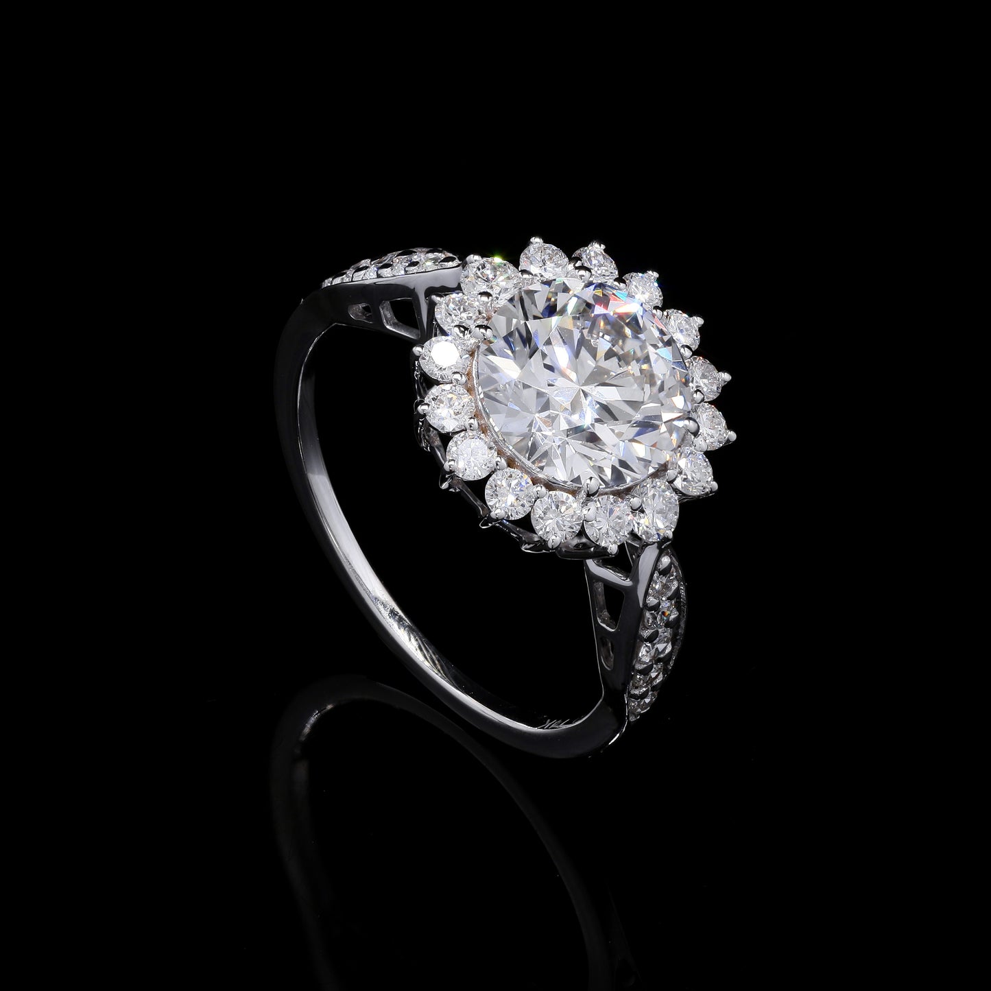 2.67 Carats Lab Grown Diamond 14K Gold Ring