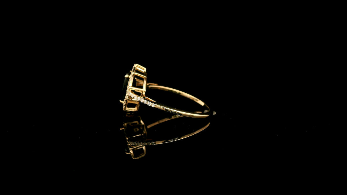 2.73 Ct Oval Natural Sapphire 14K Gold Ring