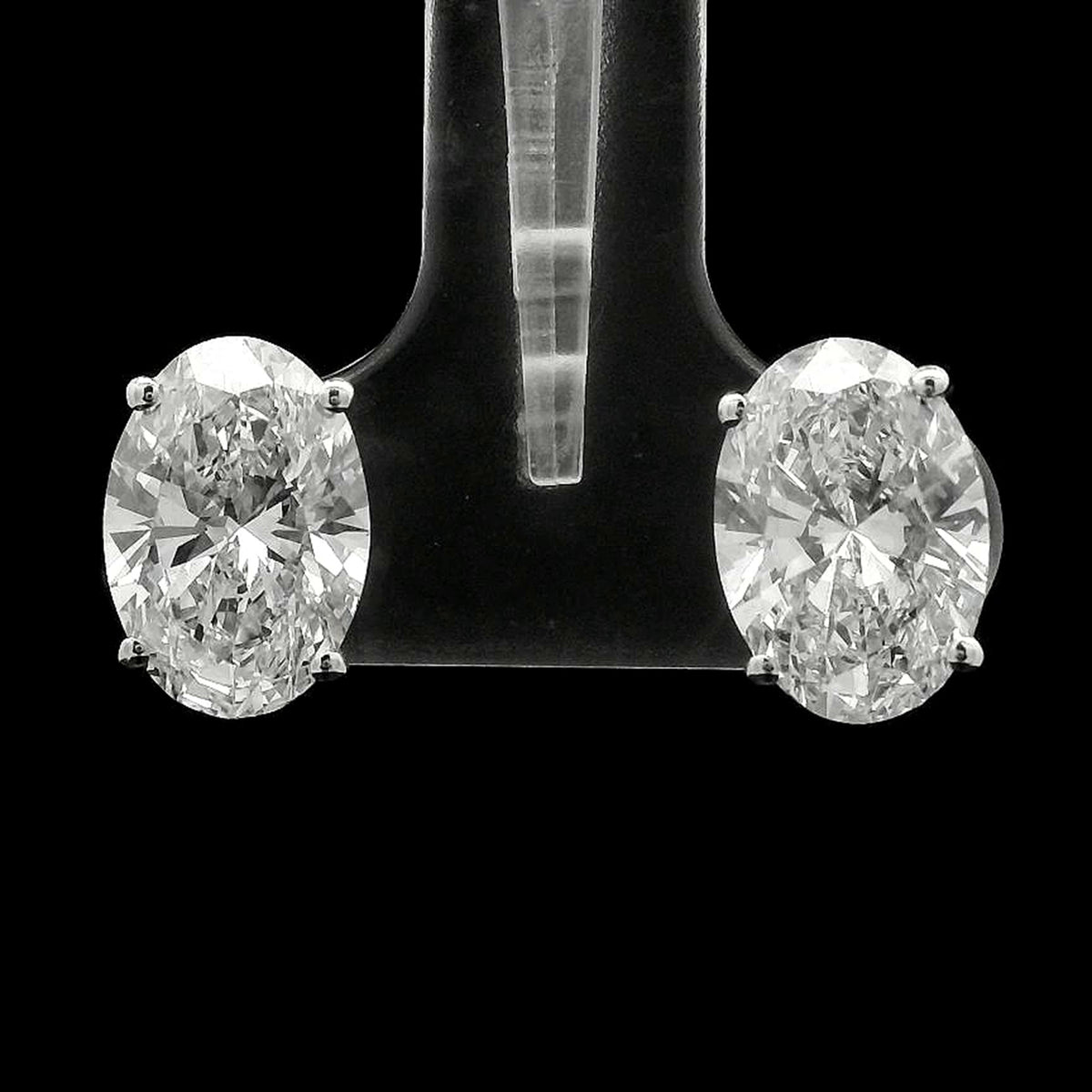 4.15 Carats Lab Grown Diamond 14K Gold Earrings