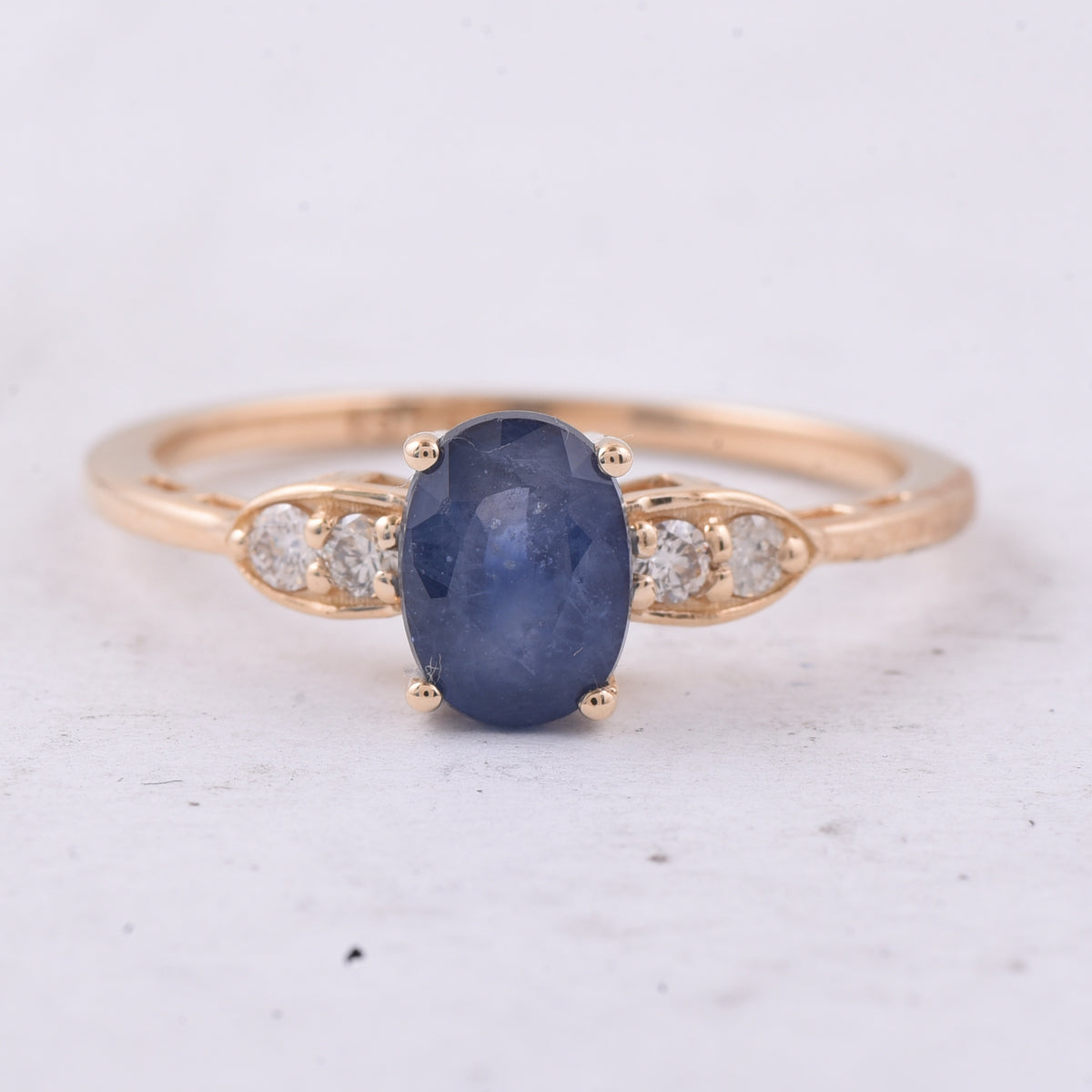 1.46 Ct Oval Natural Sapphire 14K Gold Ring