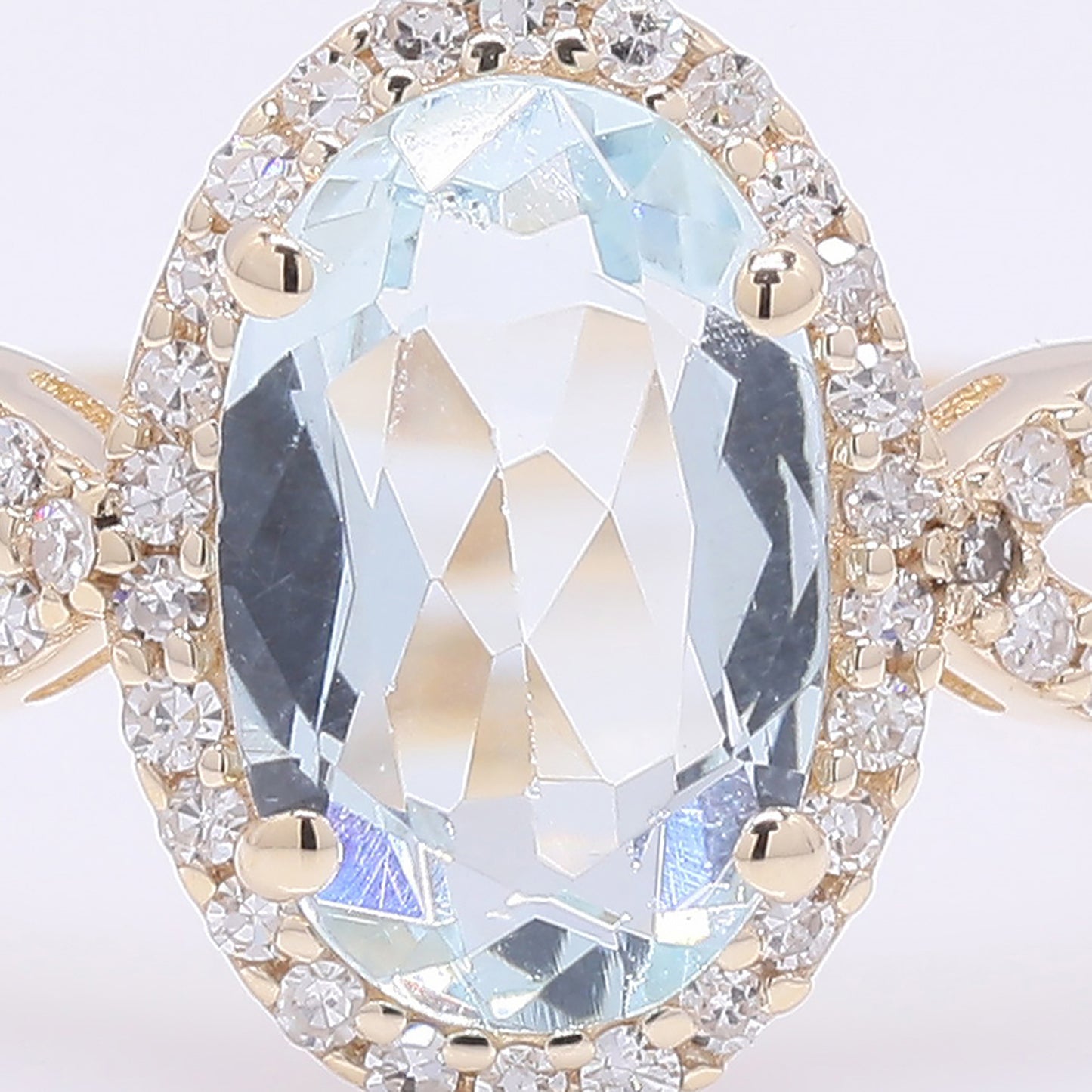 1.12 Ct Oval Mixed Cut Natural Aquamarine 14K Gold Ring