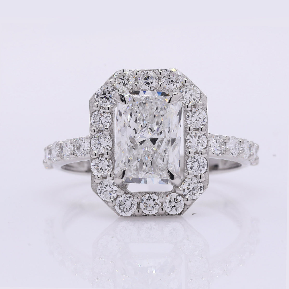 2.70 Carats Lab Grown Diamond 950 Platinum Ring