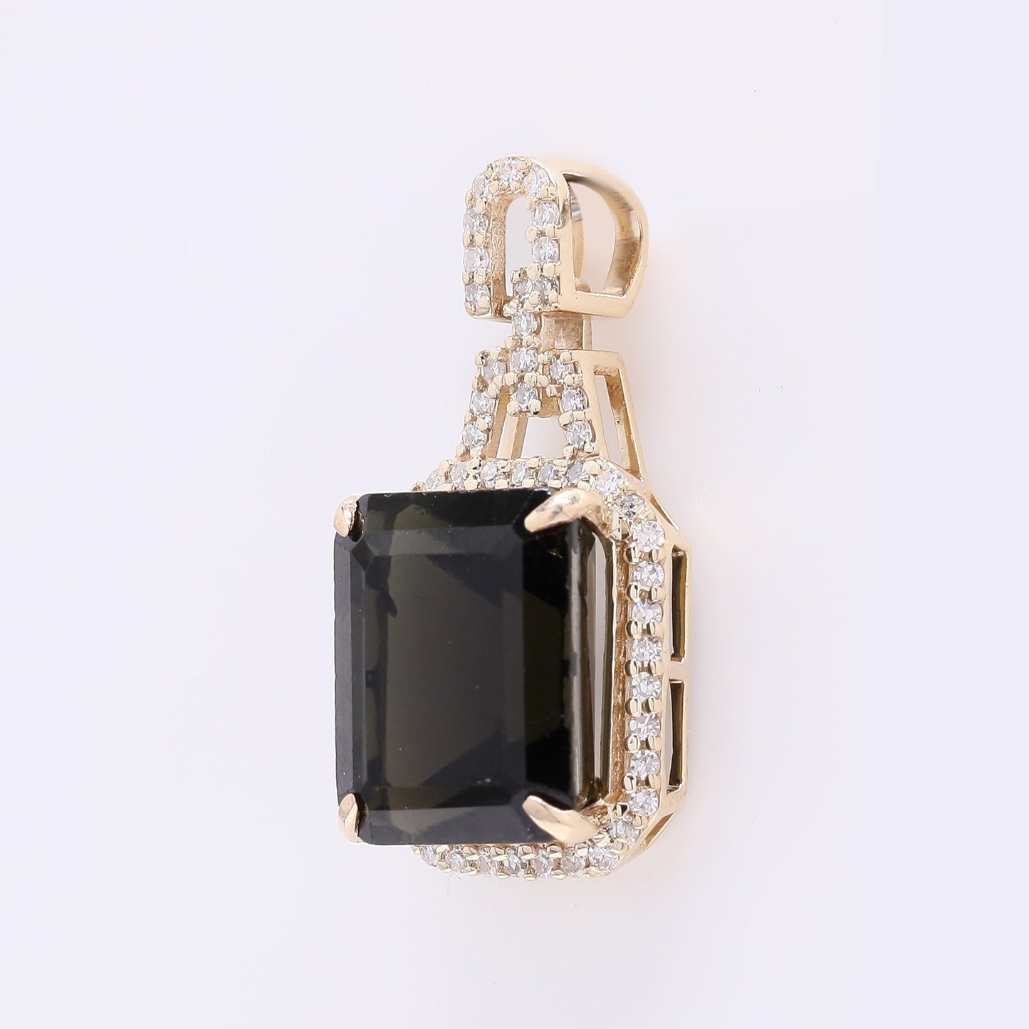 3.67 Ct Octagon Aquamarine 14K Gold Pendant