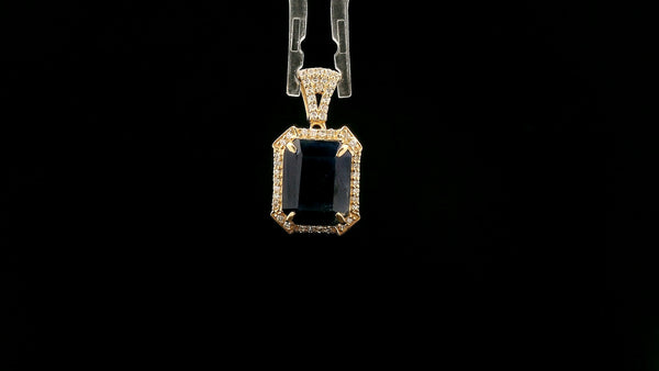 3.72 Ct Octagon Natural Sapphire 14K Gold Pendant