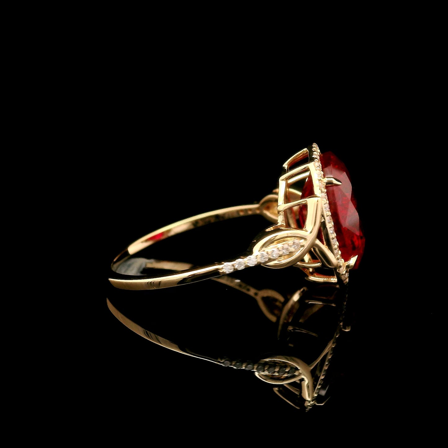 4.99 Ct Oval Mixed Cut Lab Grown Ruby 14K Gold Ring